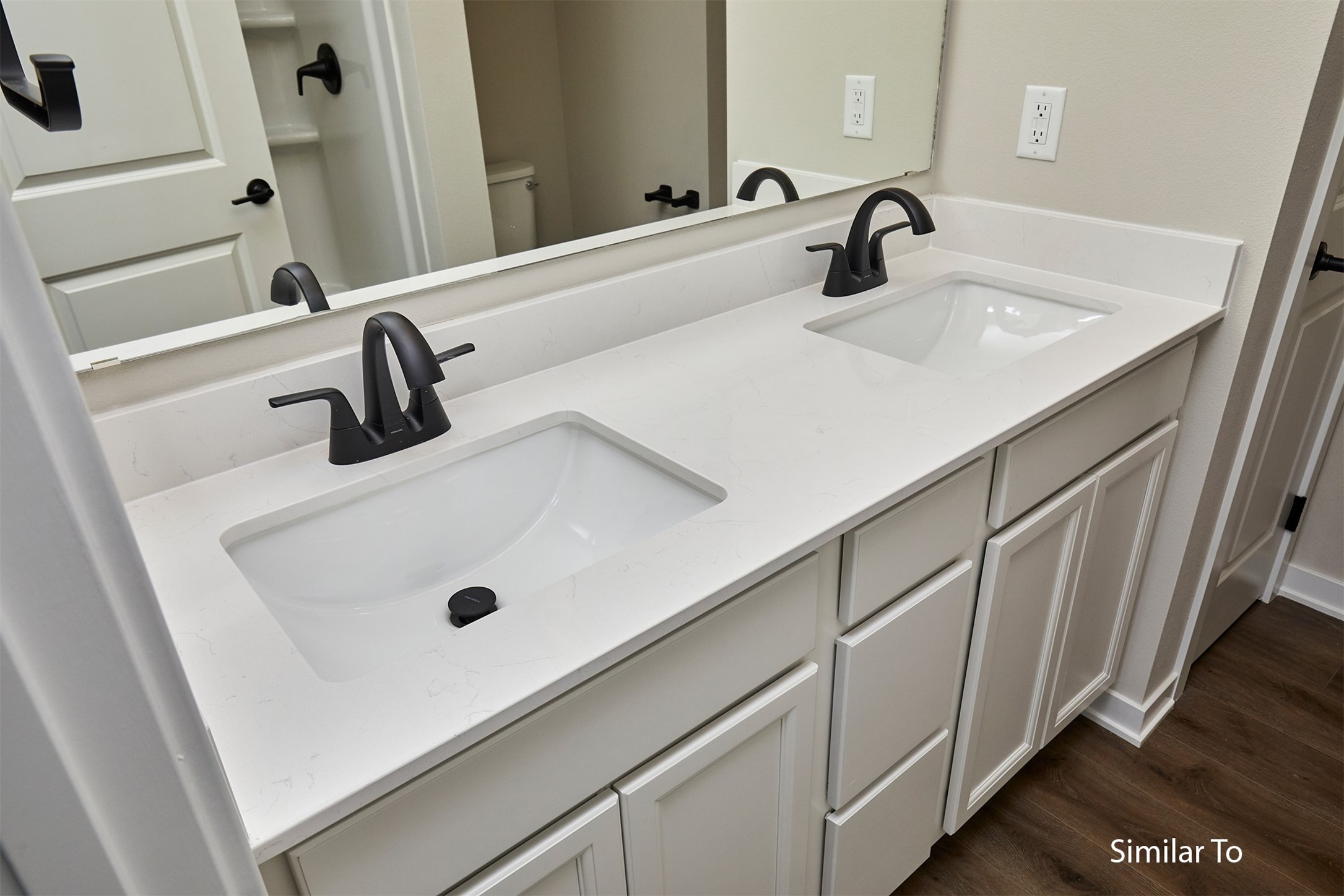 2411 Spruce Street Property Photo 18