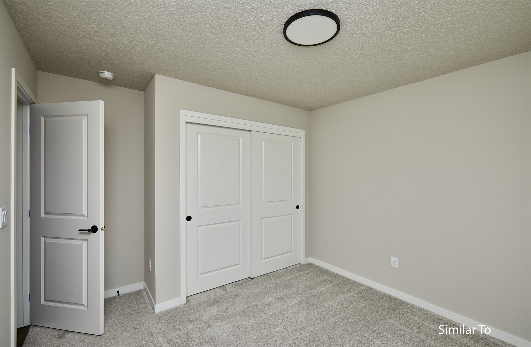 2411 Spruce Street Property Photo 23