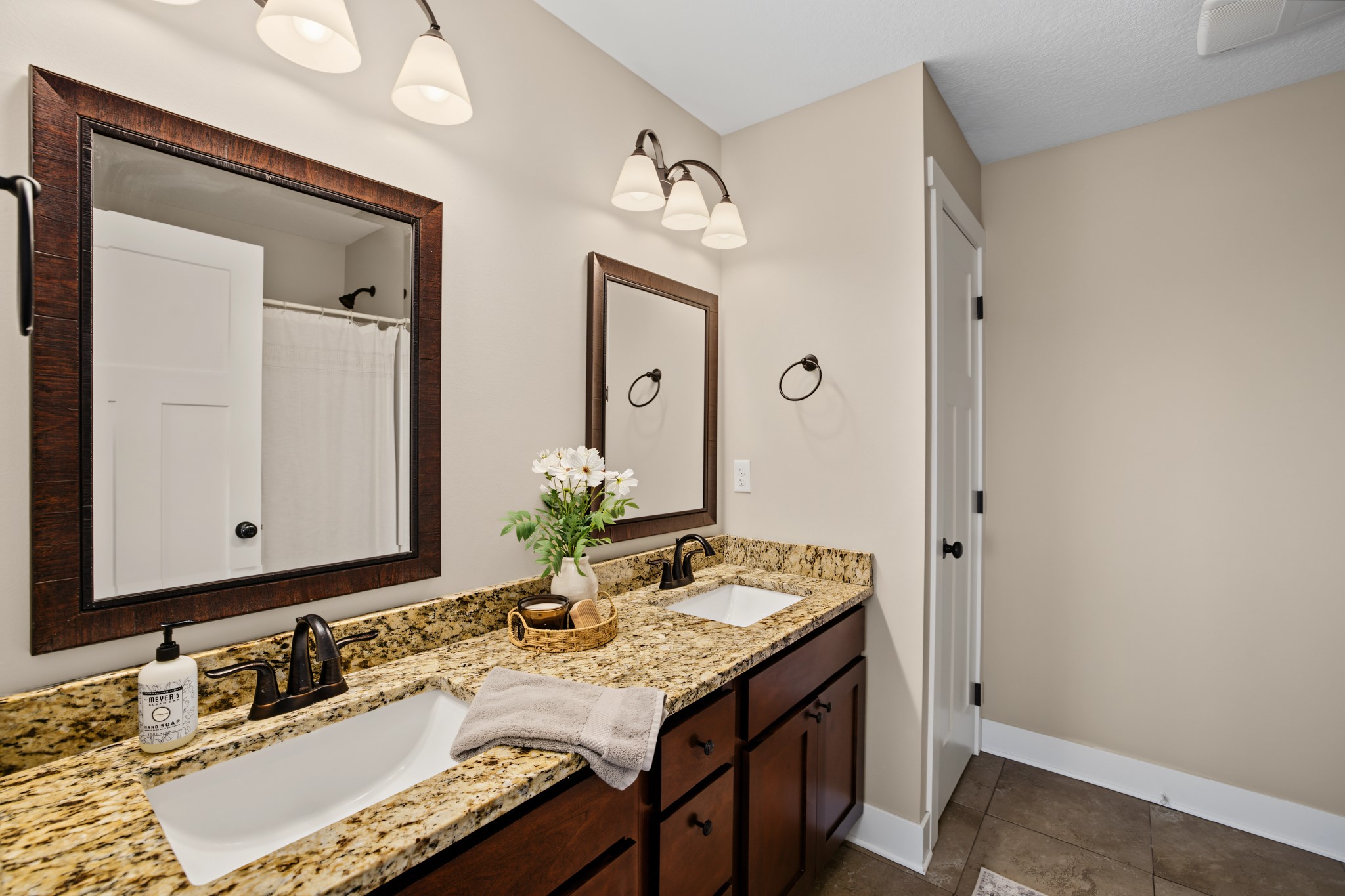 1206 Nw Abbie Drive Property Photo 18