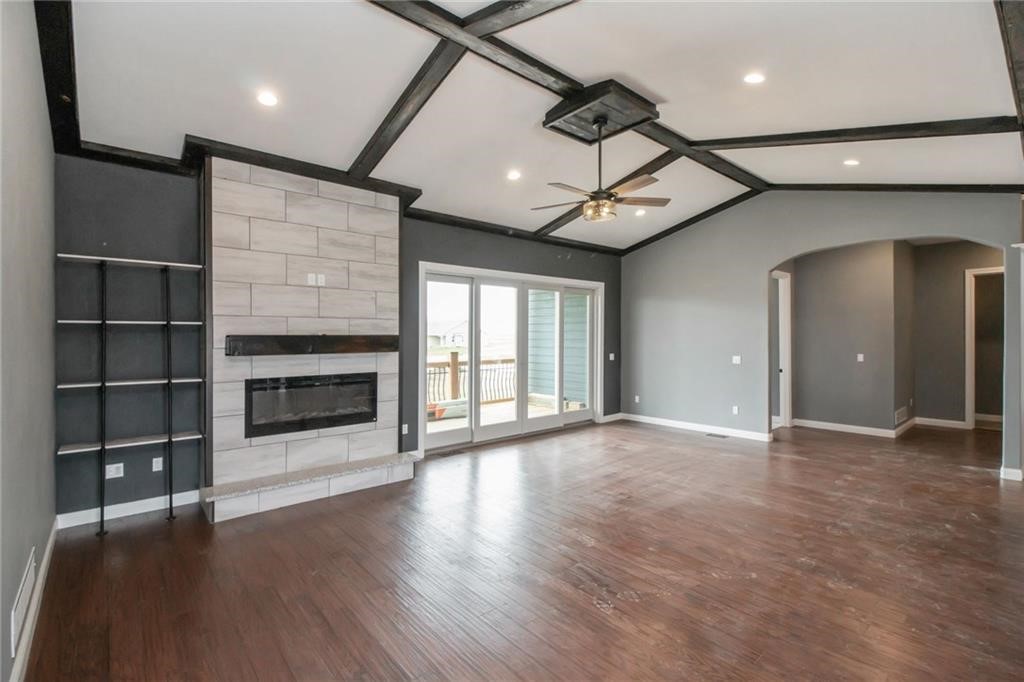 5375 Katelyn Avenue Property Photo 1