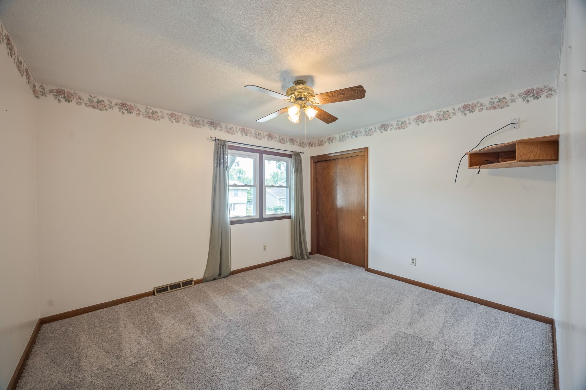 8500 Prairie Avenue Property Photo 20