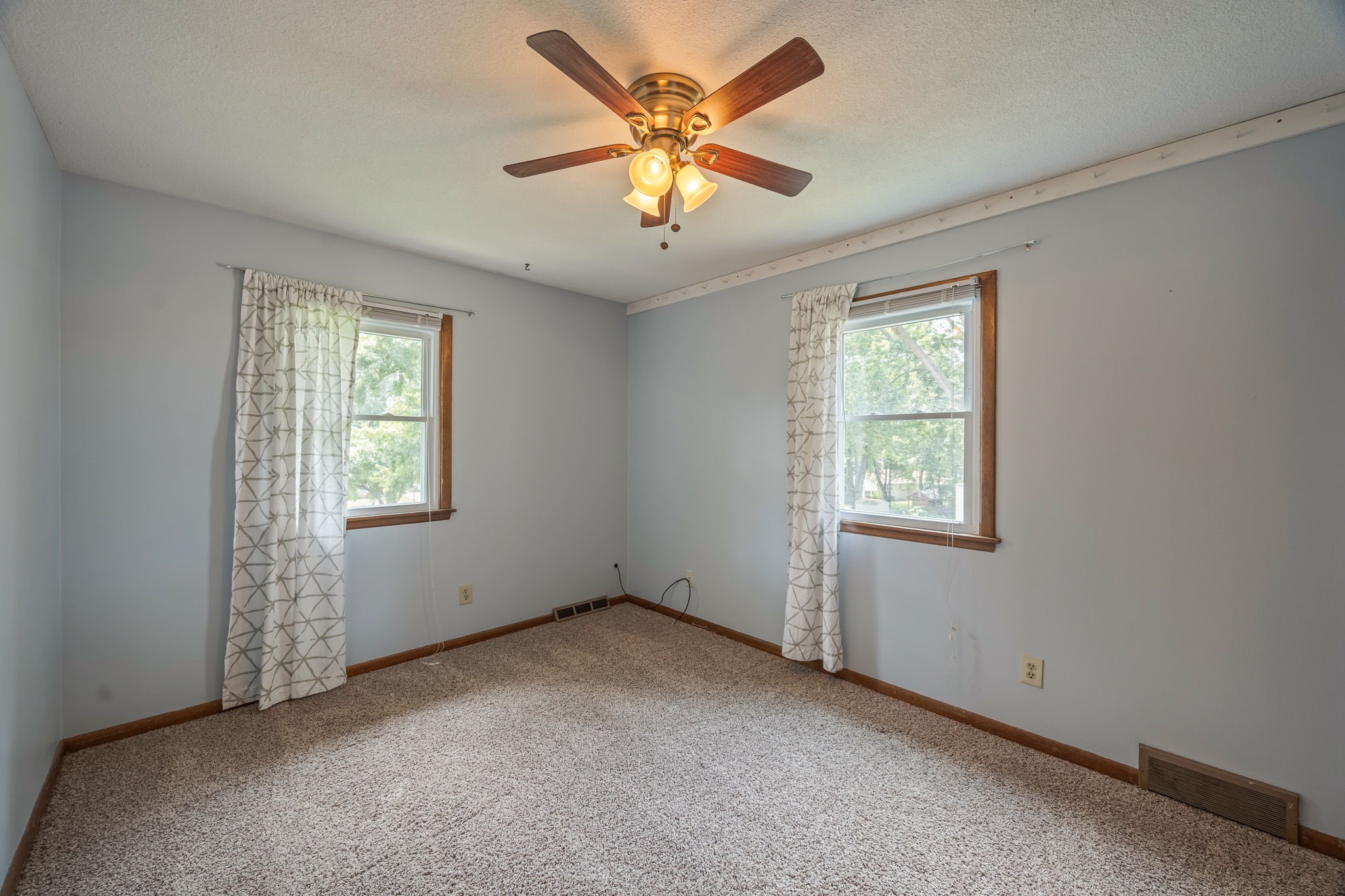 8500 Prairie Avenue Property Photo 23
