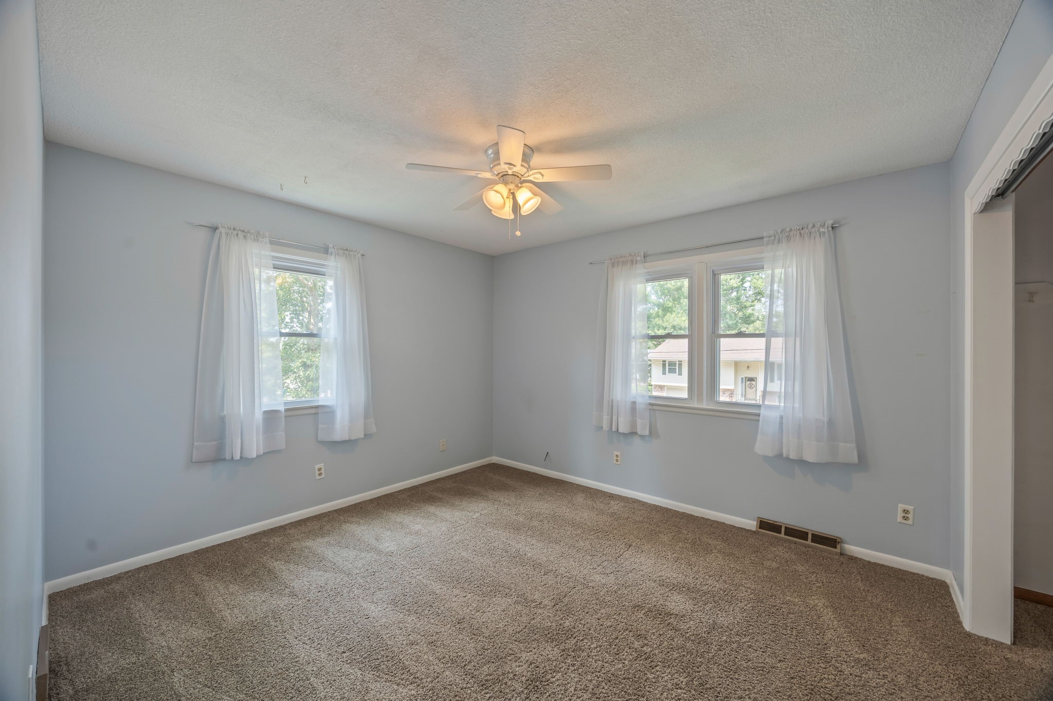 8500 Prairie Avenue Property Photo 25