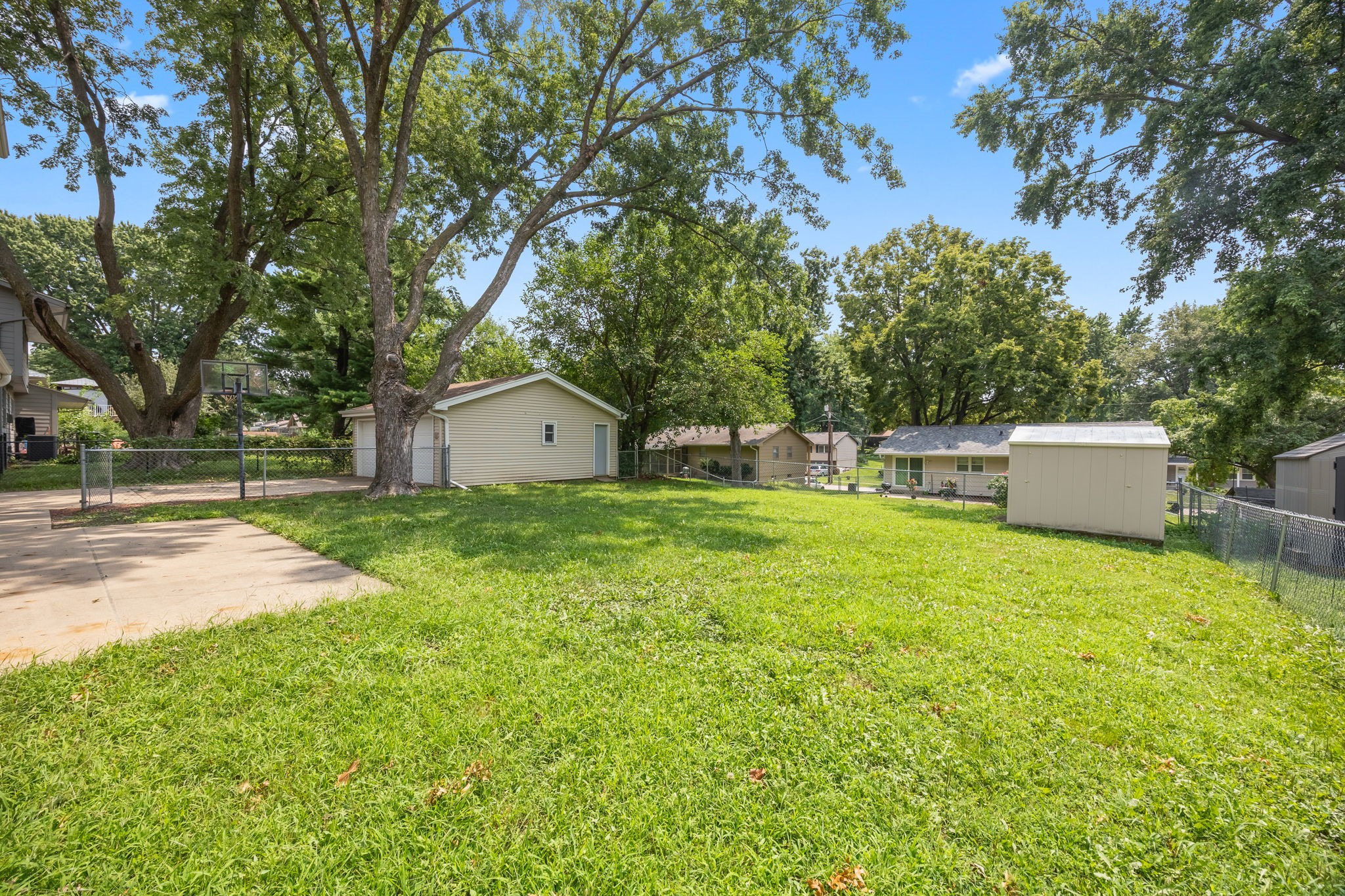 8500 Prairie Avenue Property Photo 33