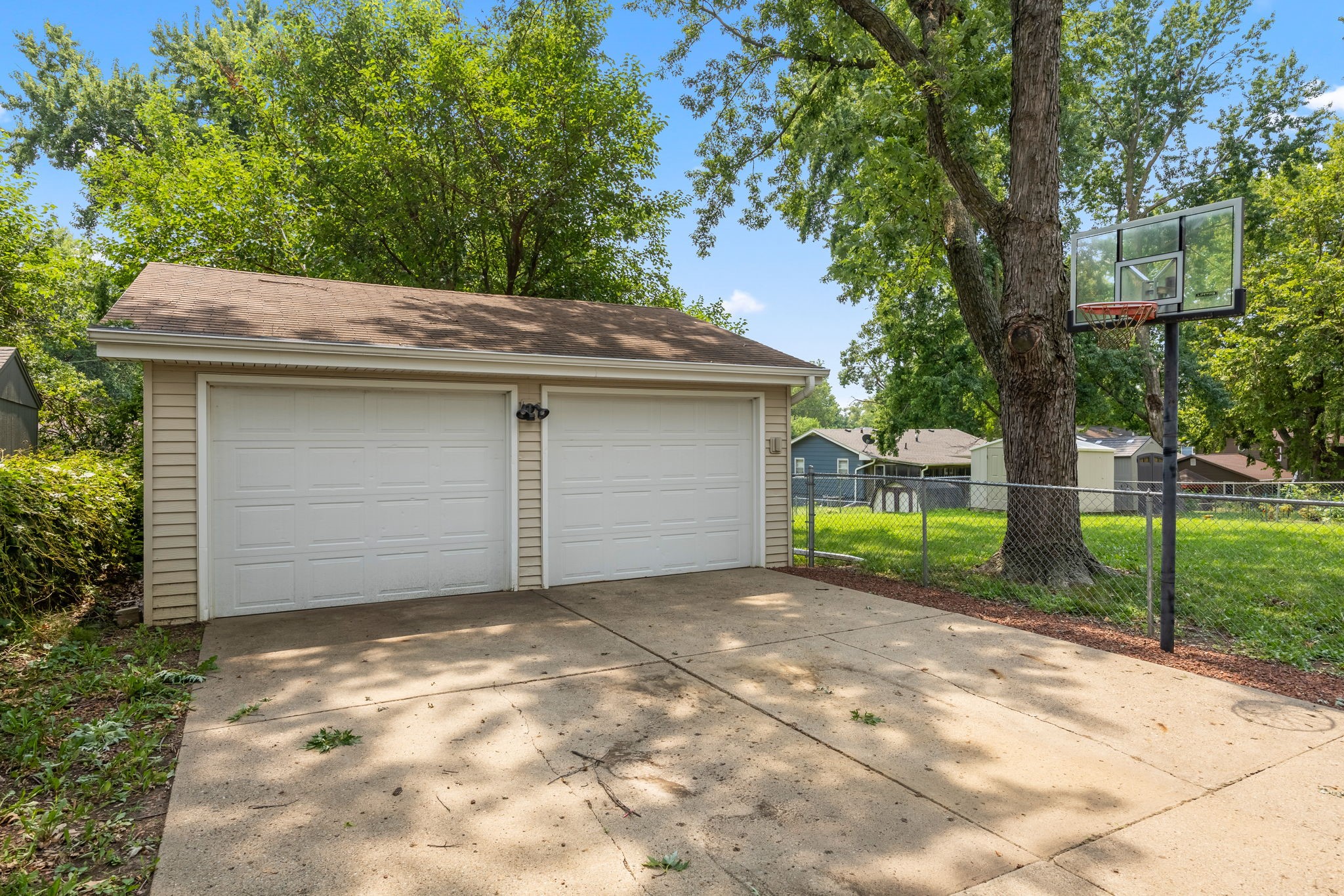 8500 Prairie Avenue Property Photo 34