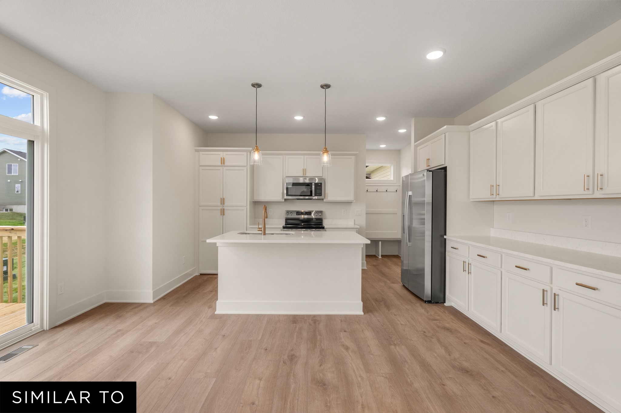 1321 Lincoln Court Property Photo 8