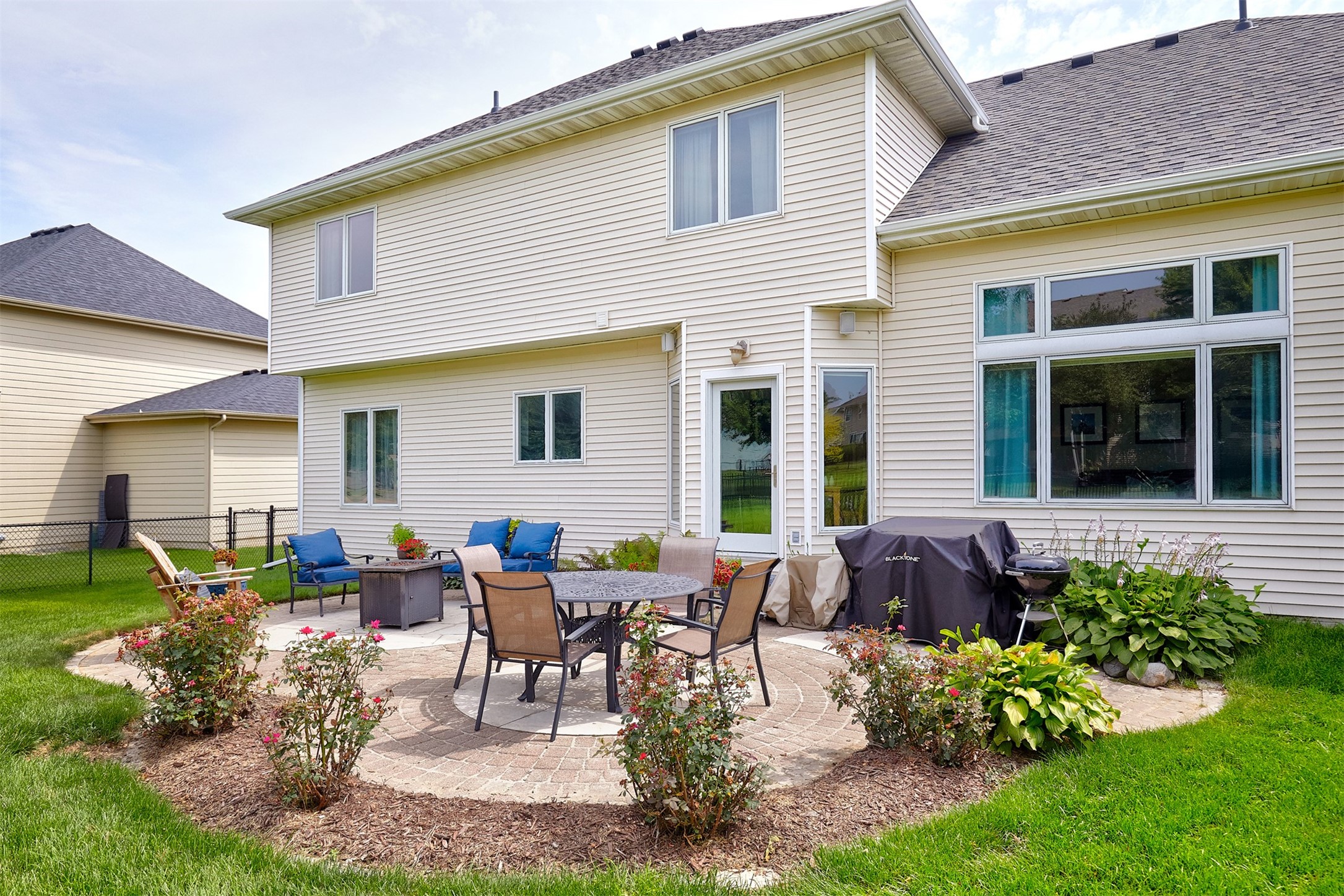 15309 Ridgemont Drive Property Photo 3