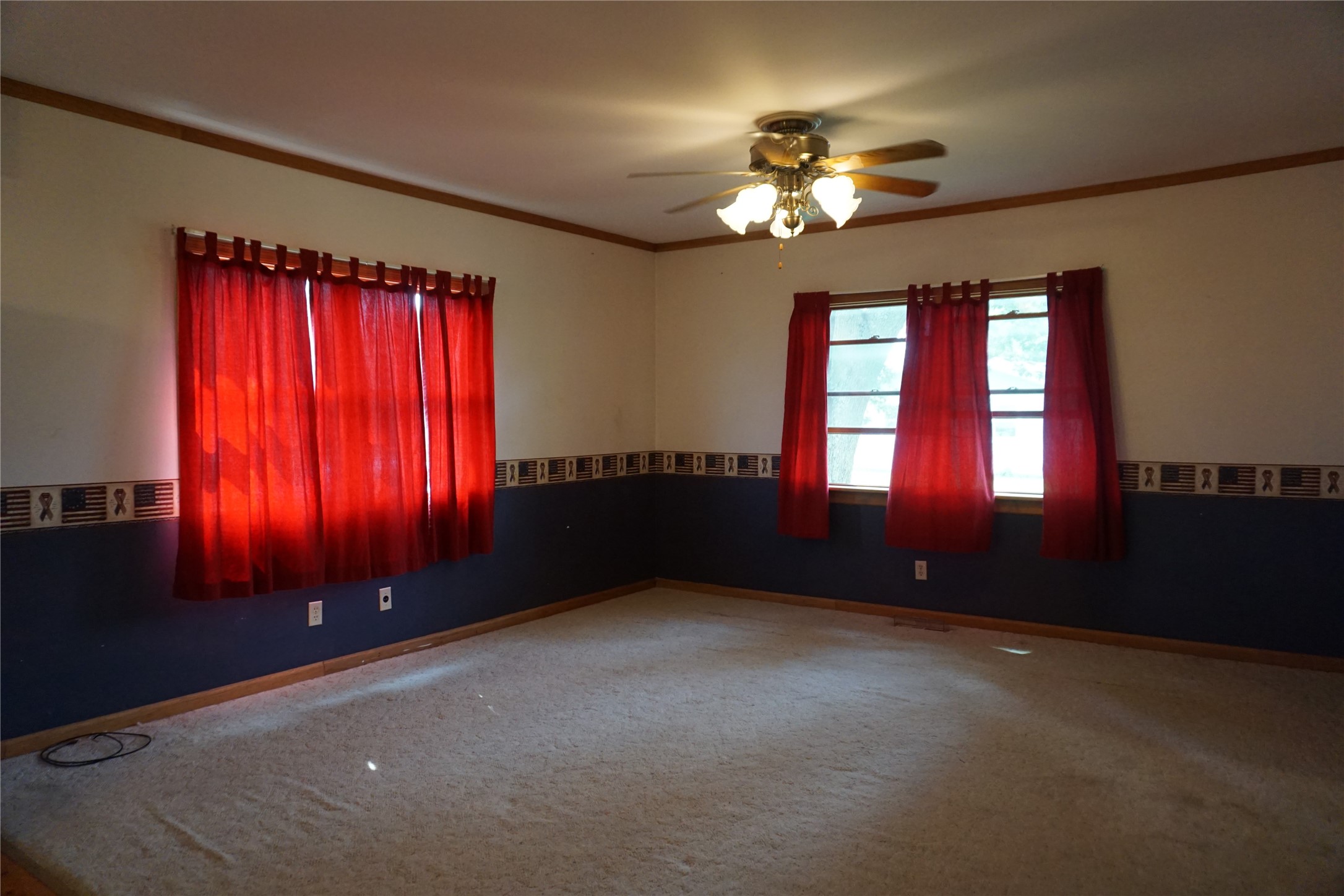 206 W Lincoln Street Property Photo 7
