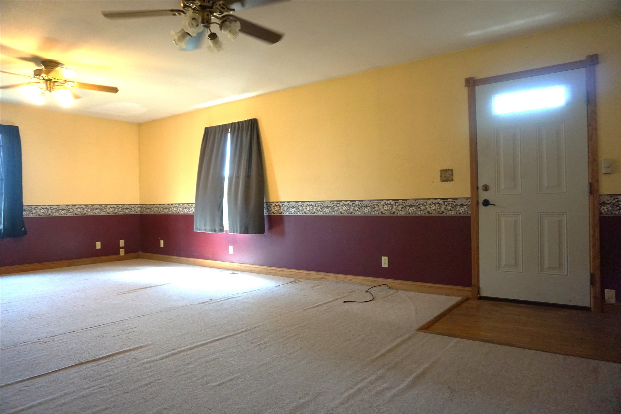 206 W Lincoln Street Property Photo 10