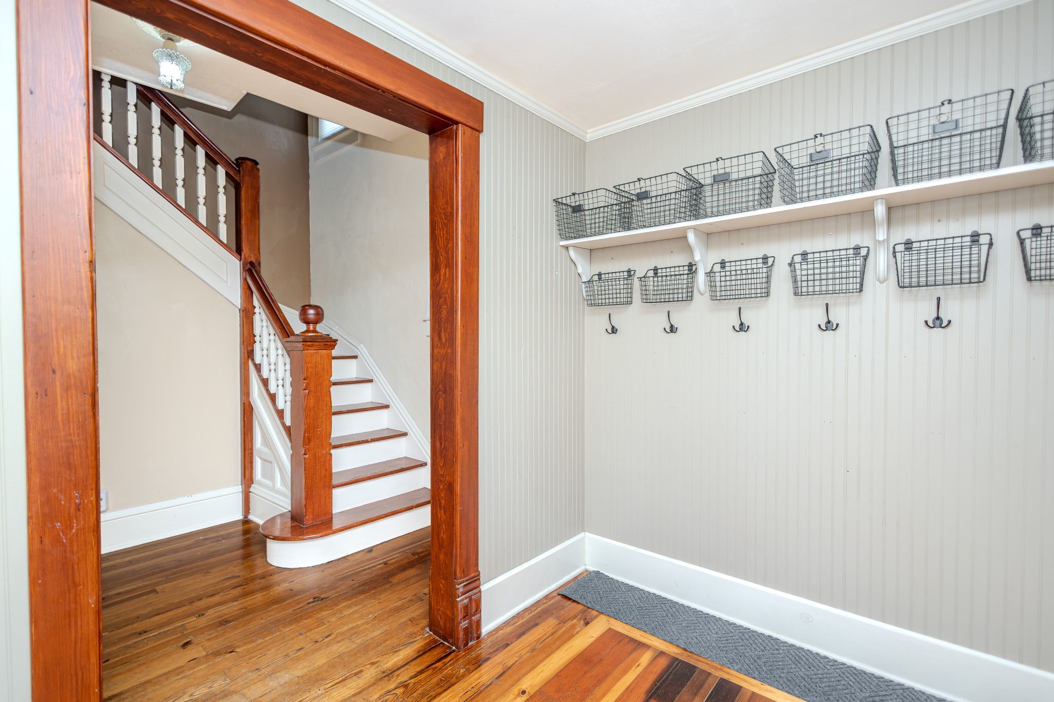 322 W Washington Street Property Photo 6