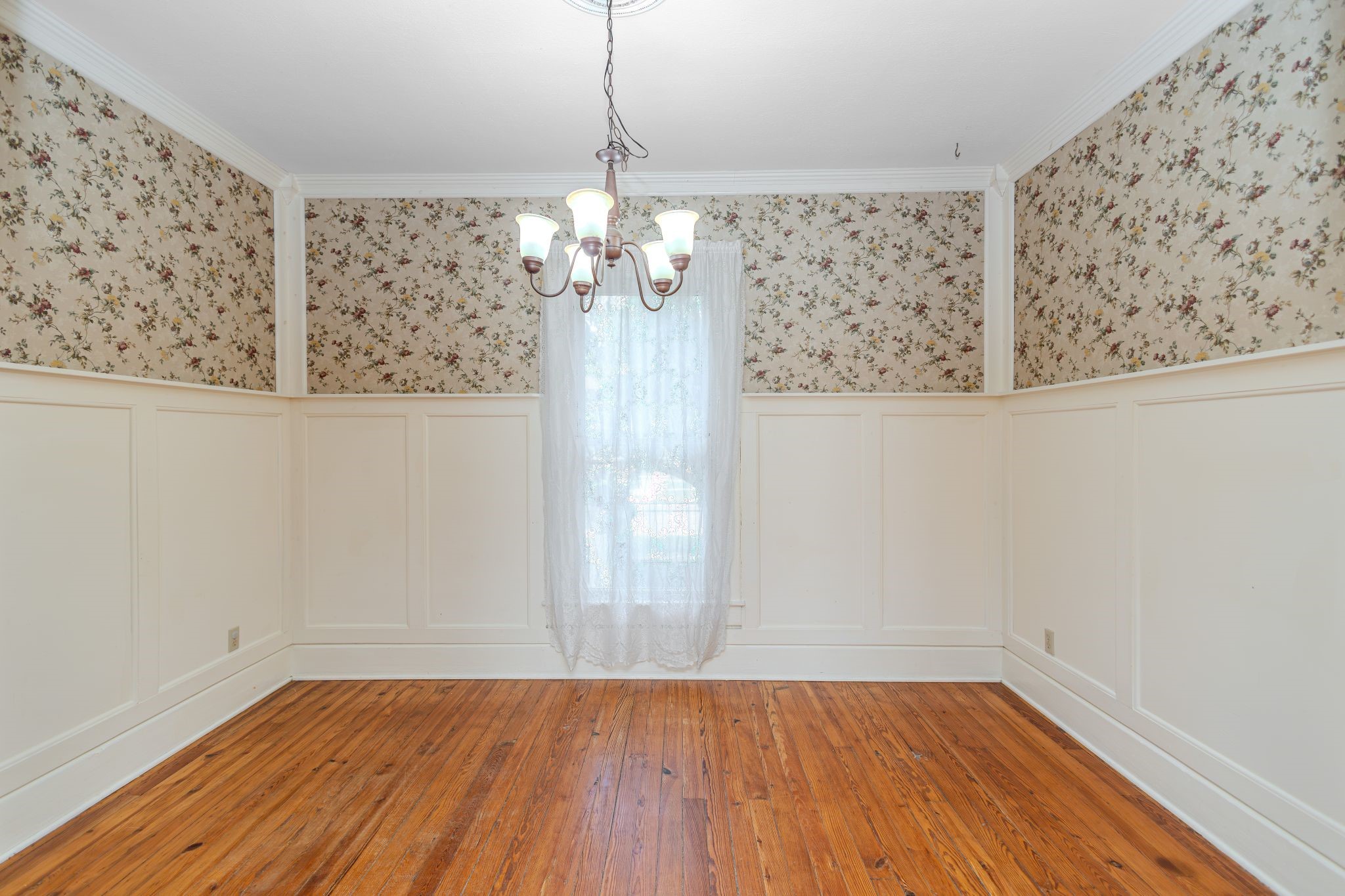 322 W Washington Street Property Photo 11