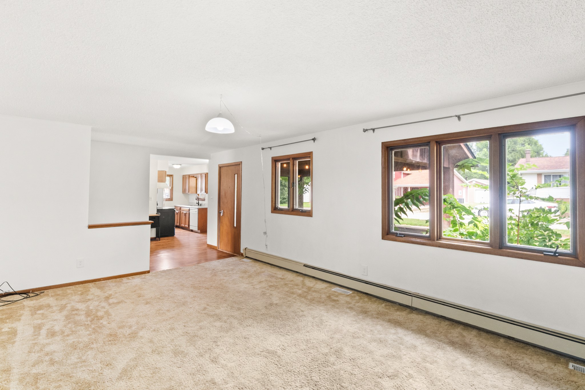 703 Grove Street Property Photo 6