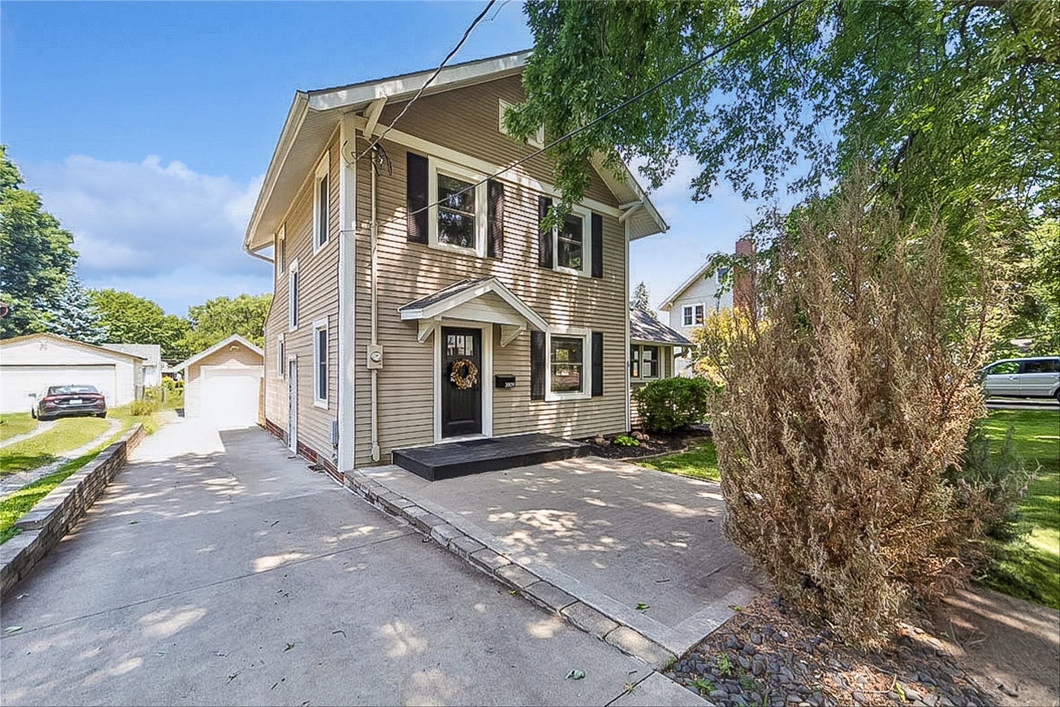 3809 Adams Avenue Property Photo 5