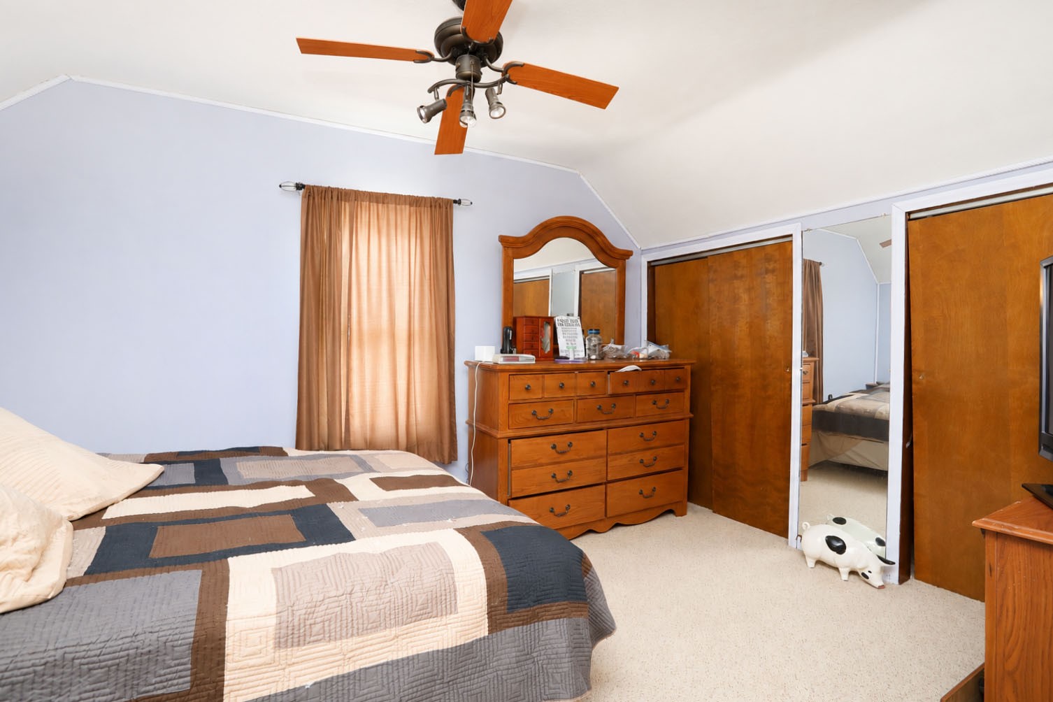1812 Warford Street Property Photo 8