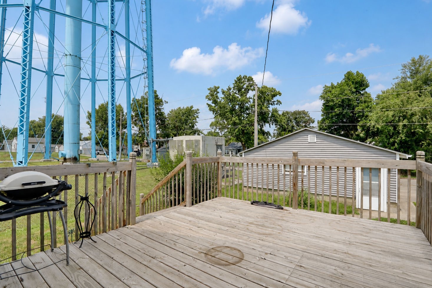 1812 Warford Street Property Photo 12