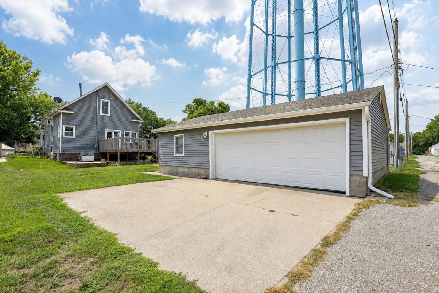 1812 Warford Street Property Photo 14