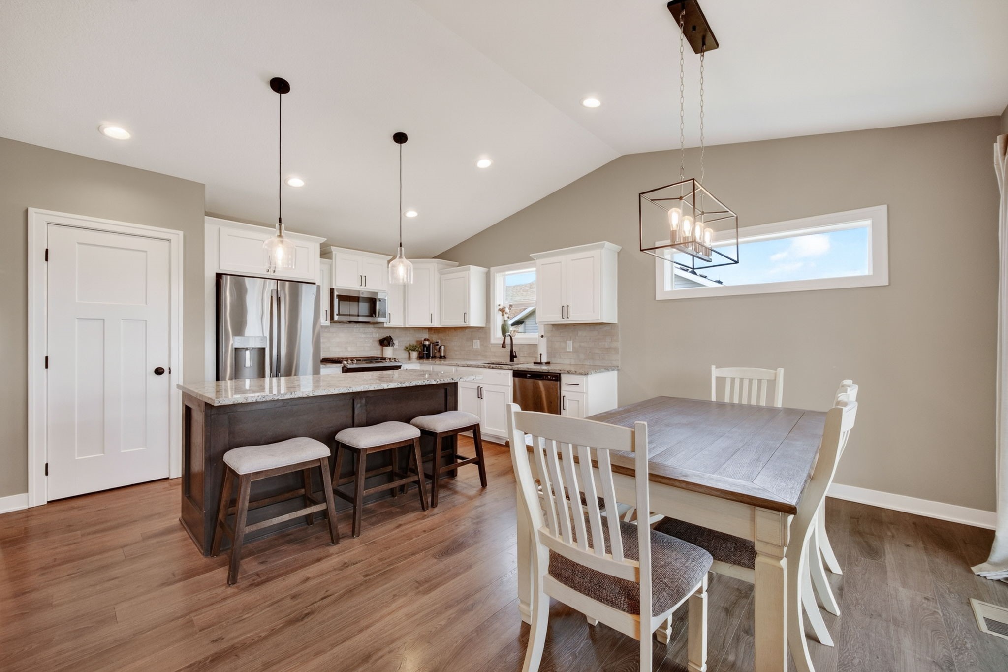 111 Saint Mary's Court Property Photo 15
