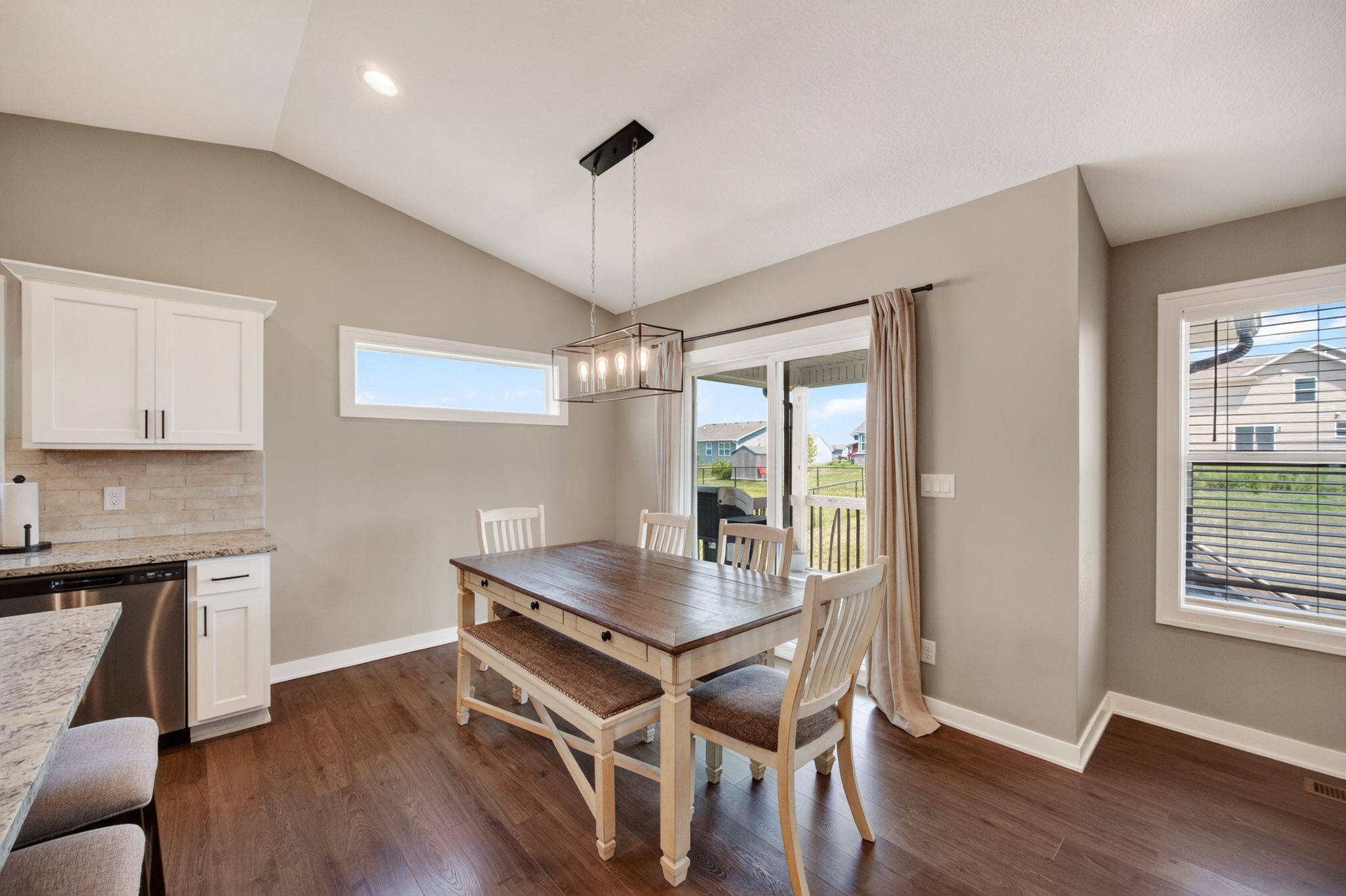 111 Saint Mary's Court Property Photo 16
