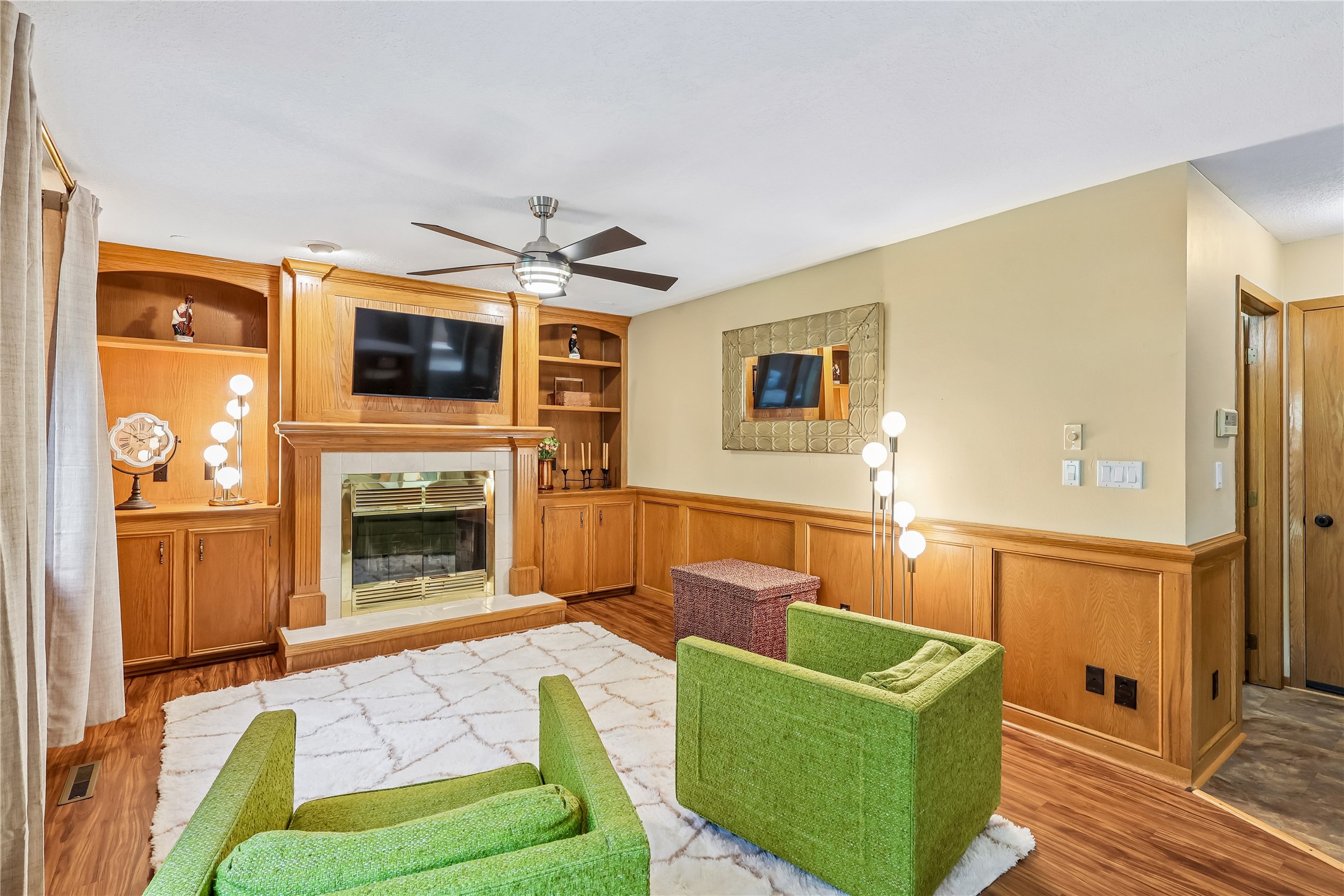 5866 S Winwood Drive Property Photo 14