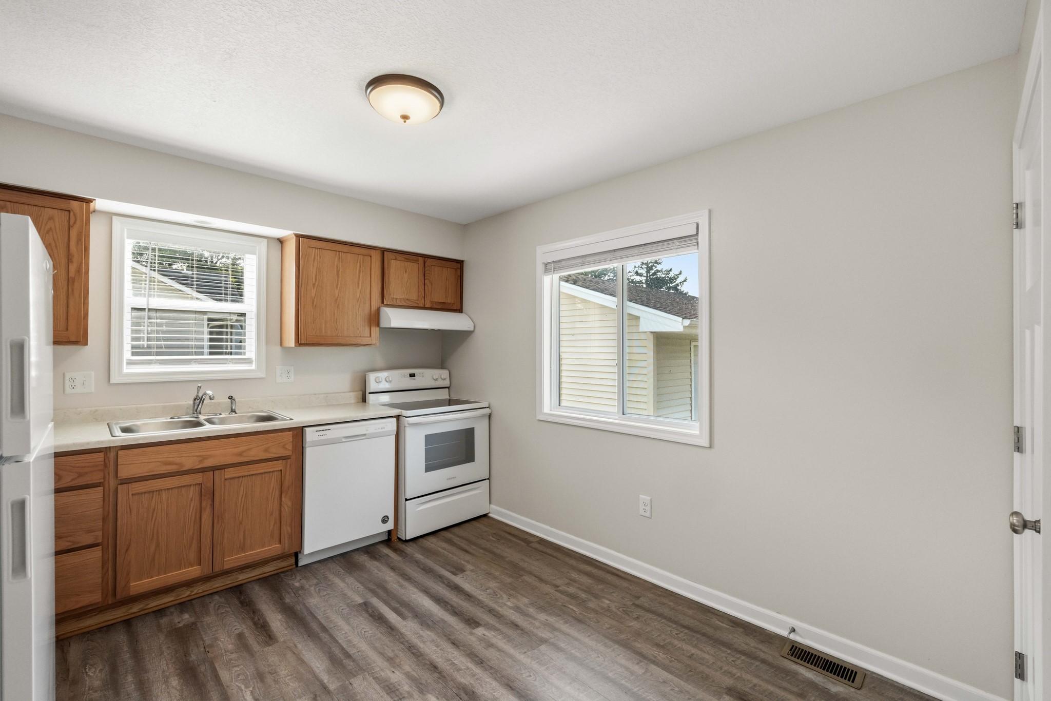 1817 Nw 9th Street Property Photo 9