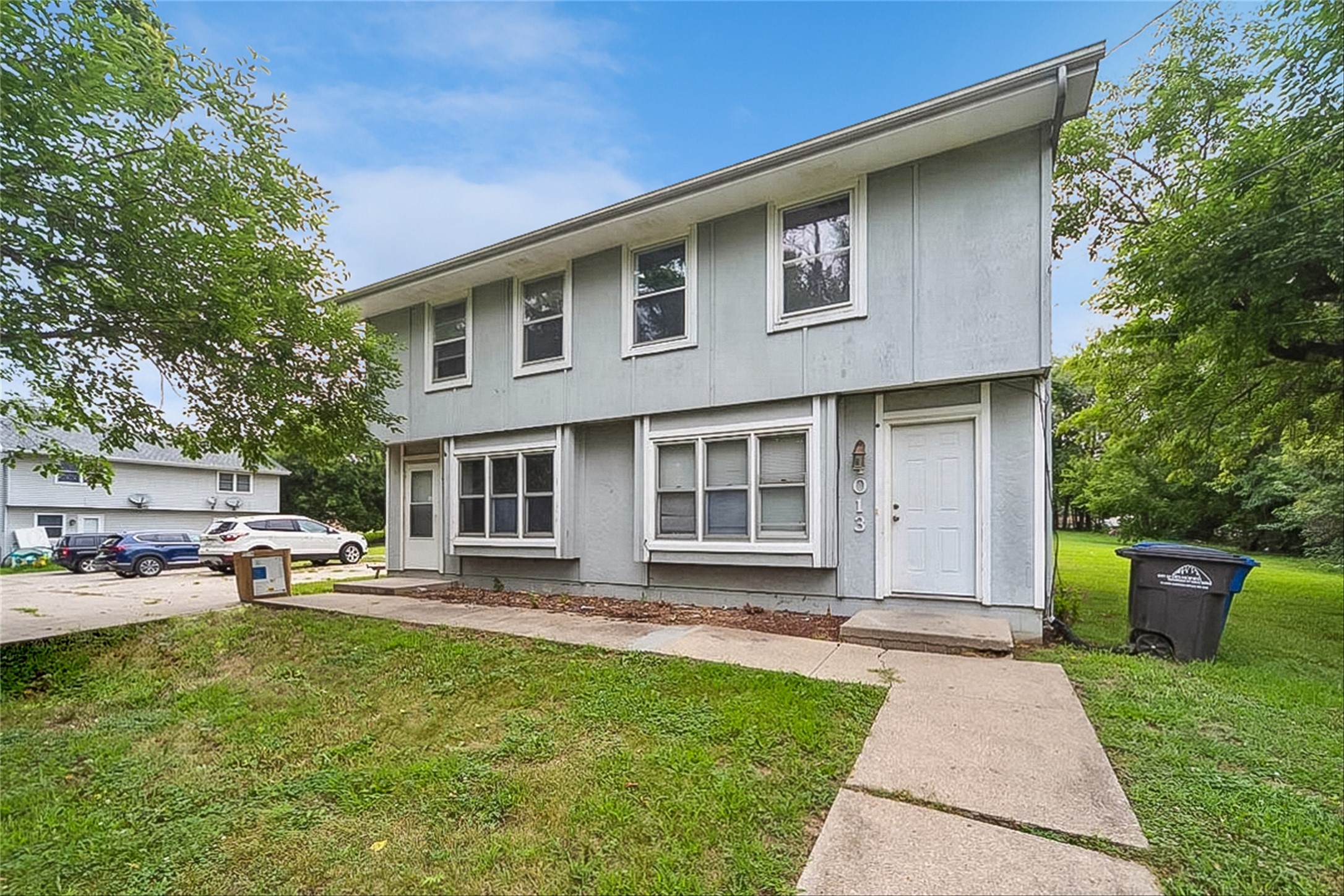805 E Watrous Avenue Property Photo 2