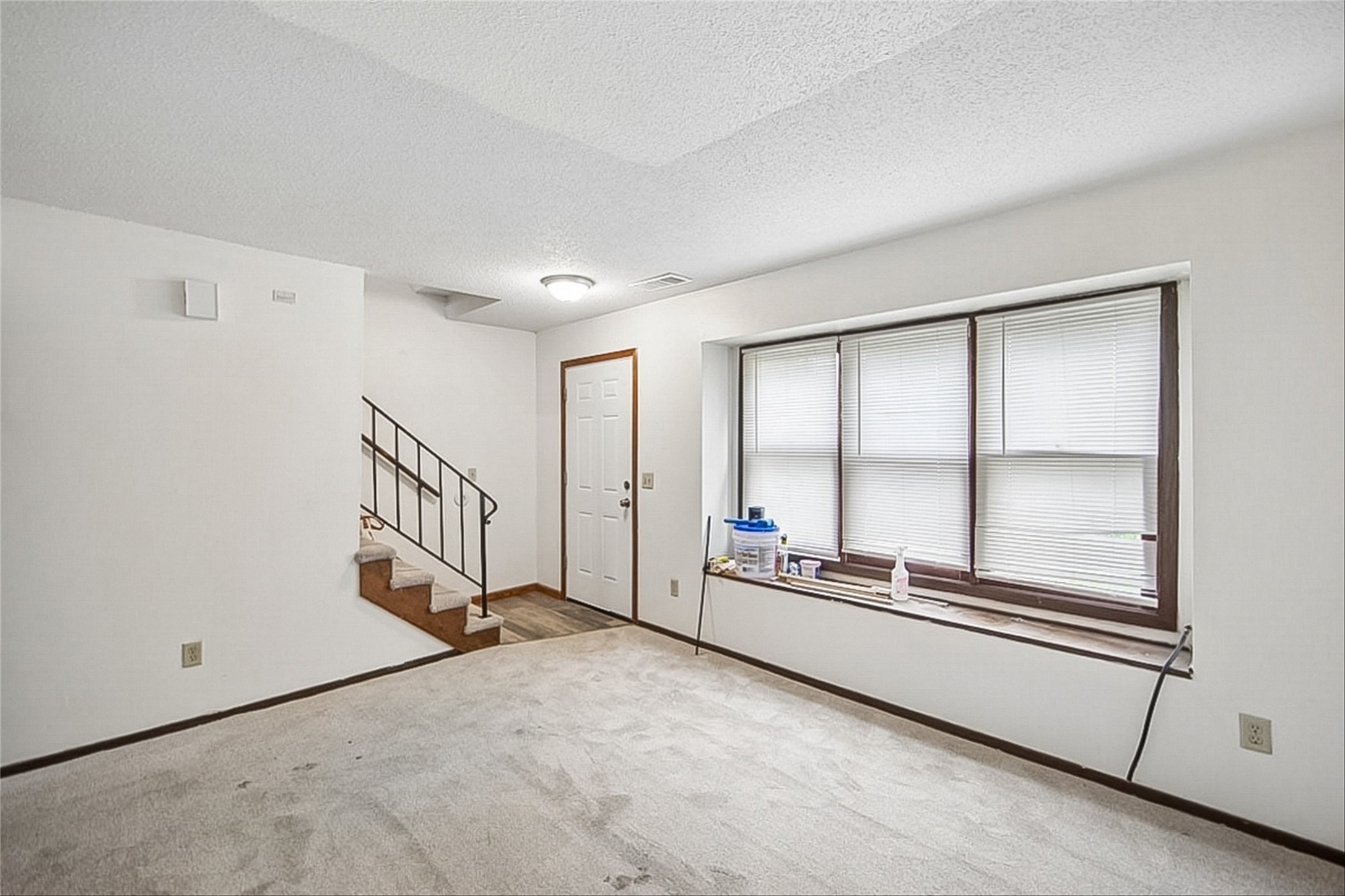 805 E Watrous Avenue Property Photo 13