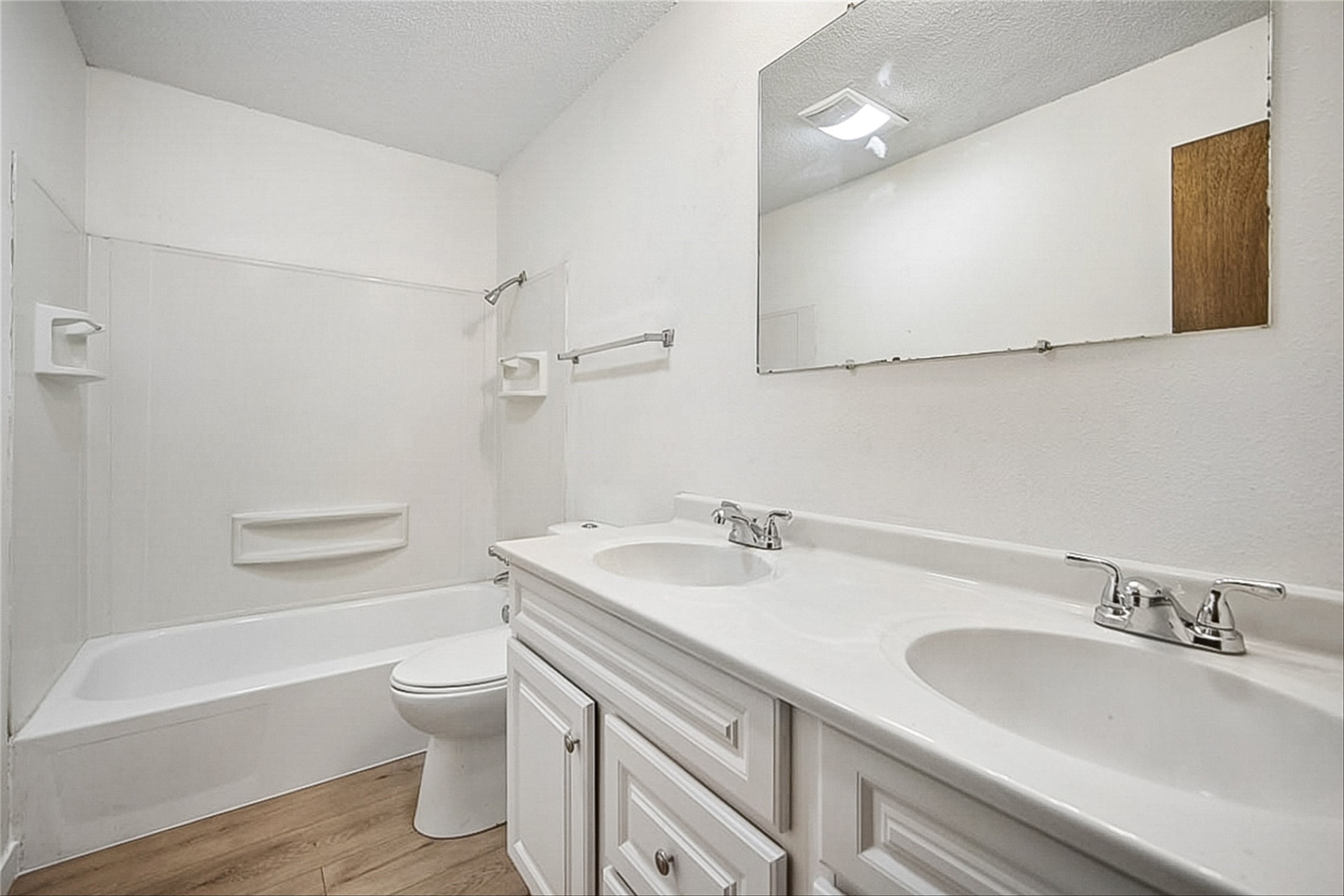 805 E Watrous Avenue Property Photo 16