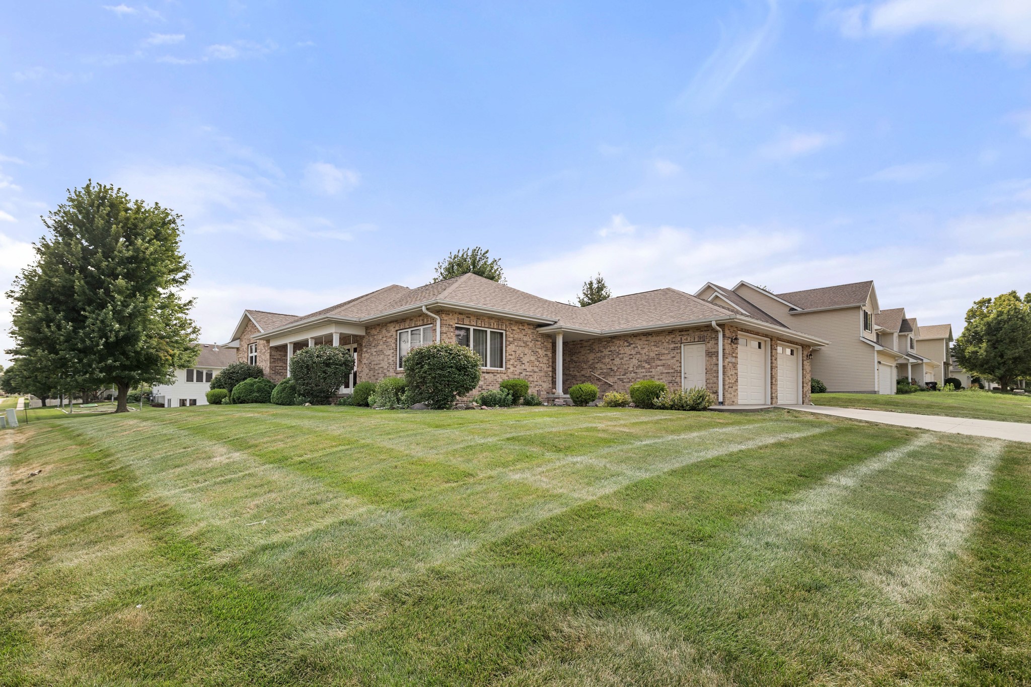 1403 Maple Drive Property Photo 1