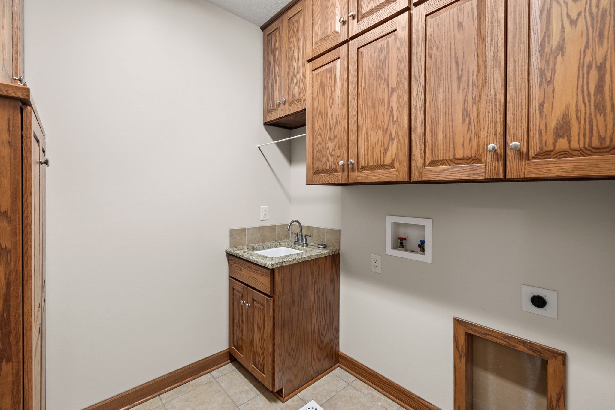 1403 Maple Drive Property Photo 12