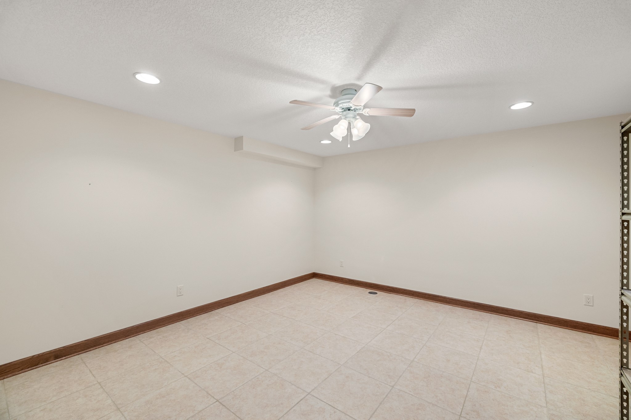 1403 Maple Drive Property Photo 20
