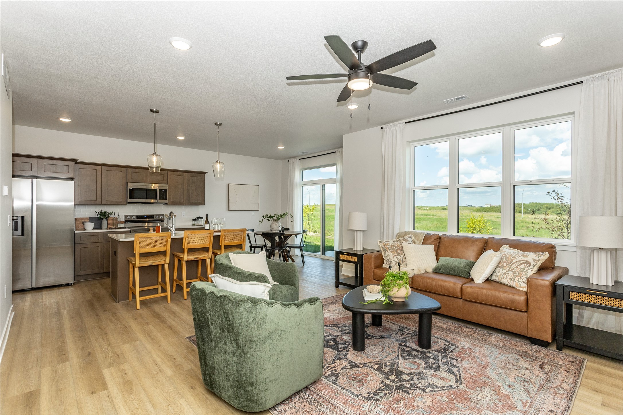1357 Meadow Rose Place Property Photo 3