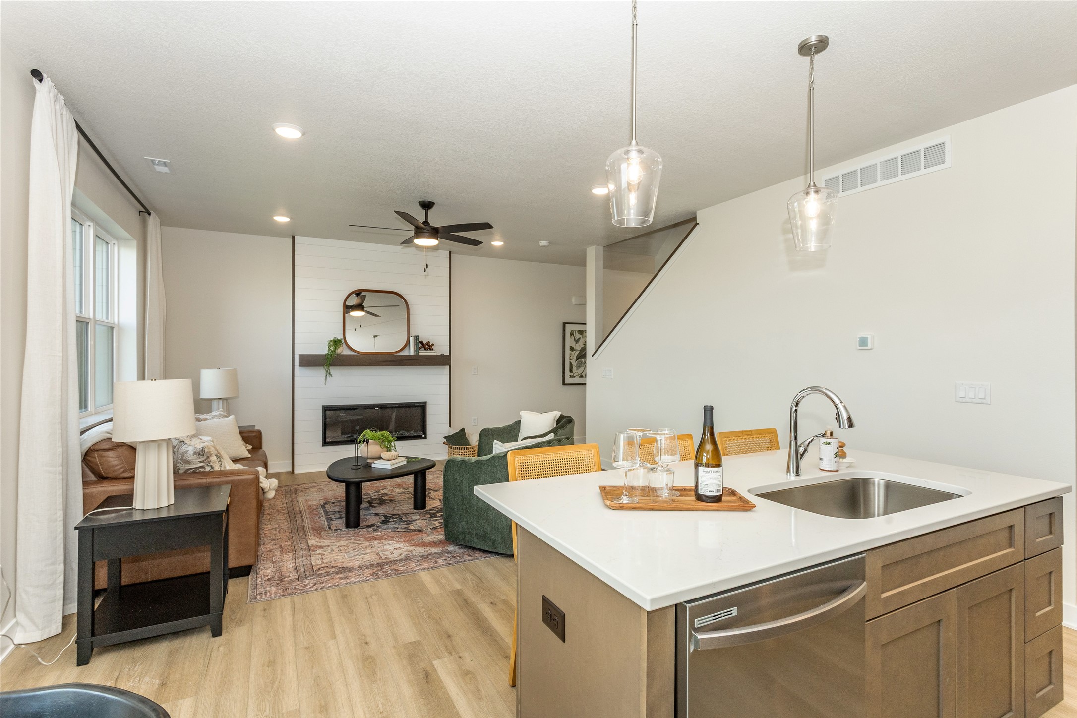 1357 Meadow Rose Place Property Photo 6