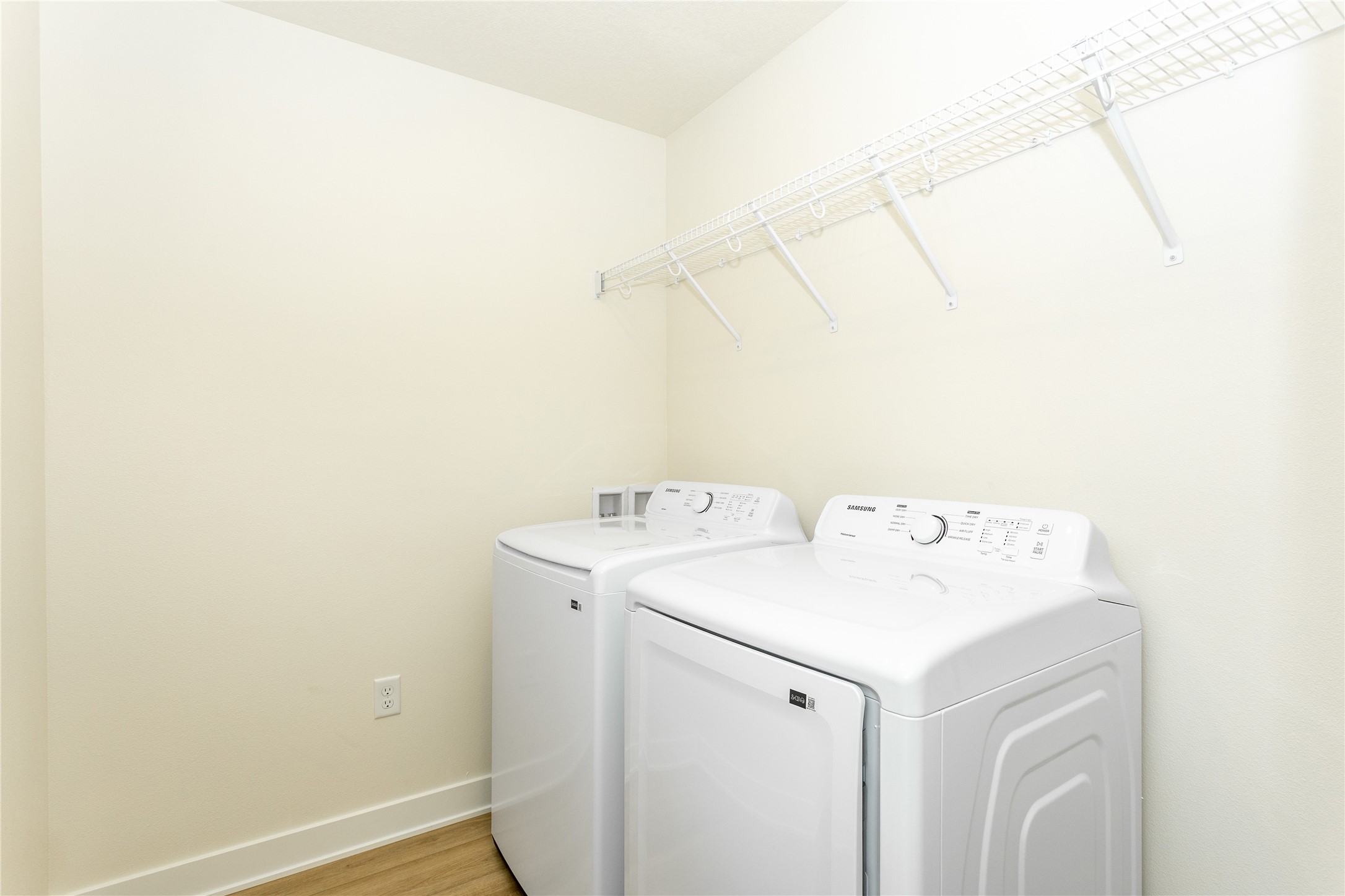 1357 Meadow Rose Place Property Photo 16
