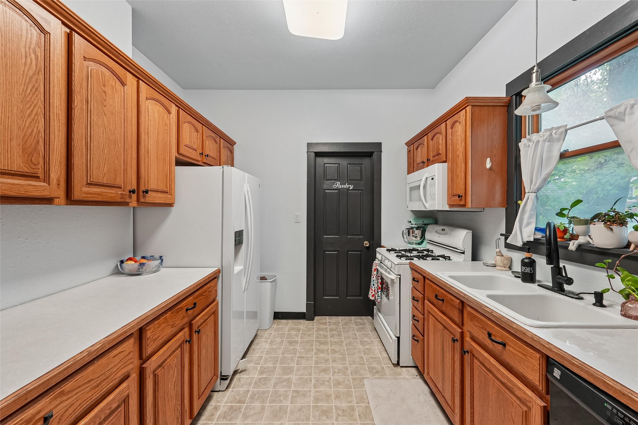 2710 Sw 9th Street Property Photo 9