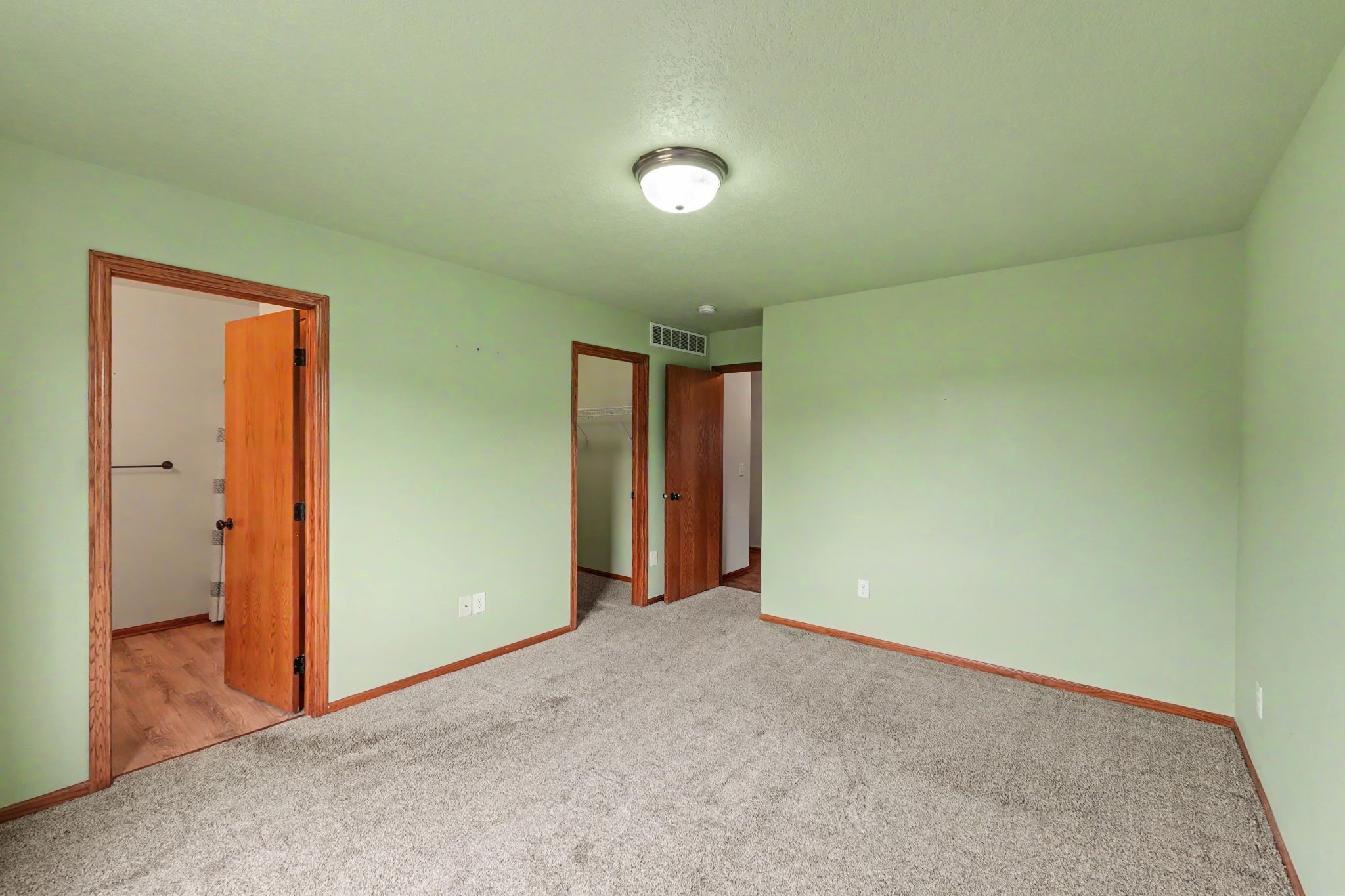 6020 Pine Ridge Street Property Photo 15