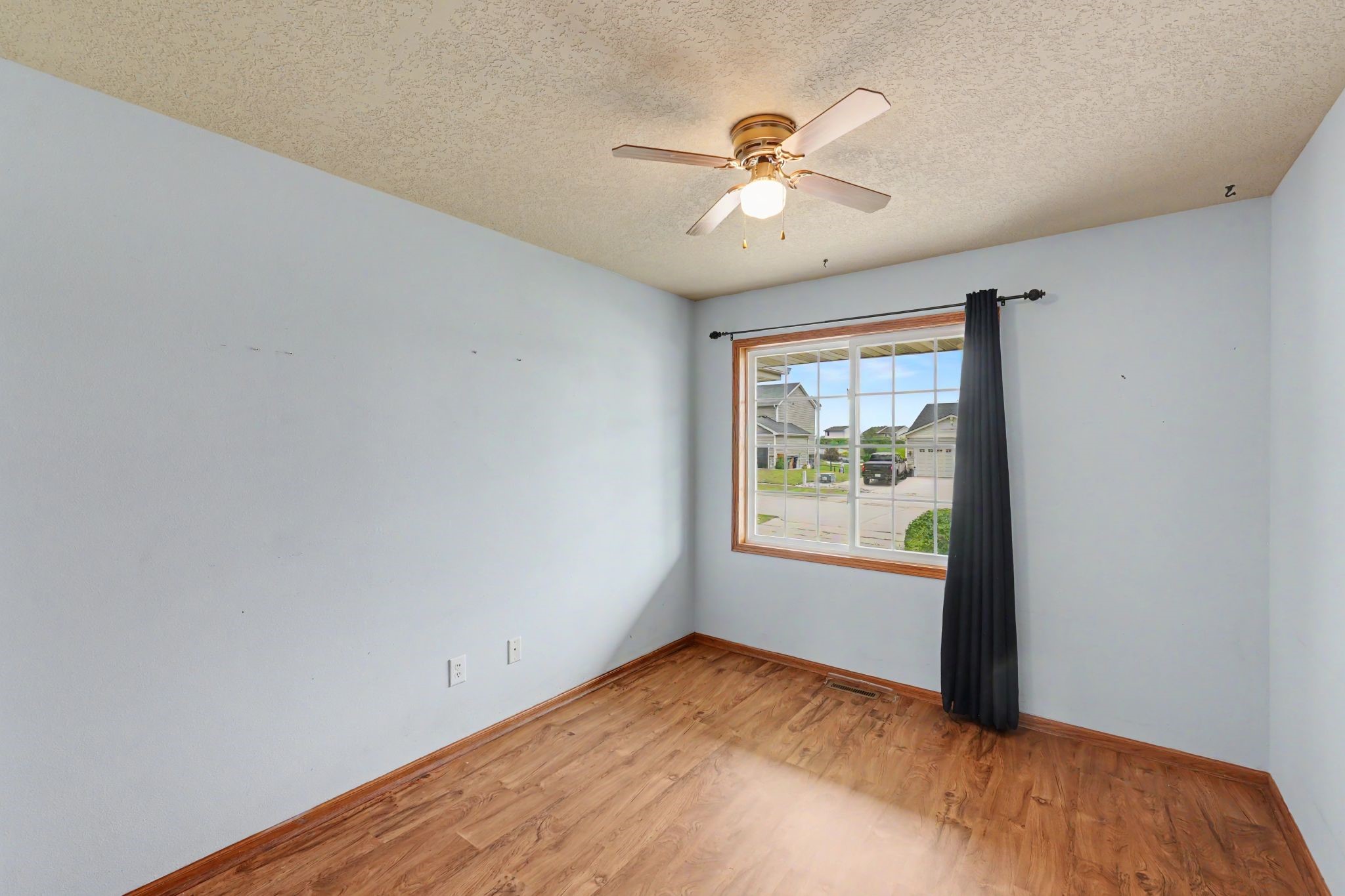 6020 Pine Ridge Street Property Photo 17