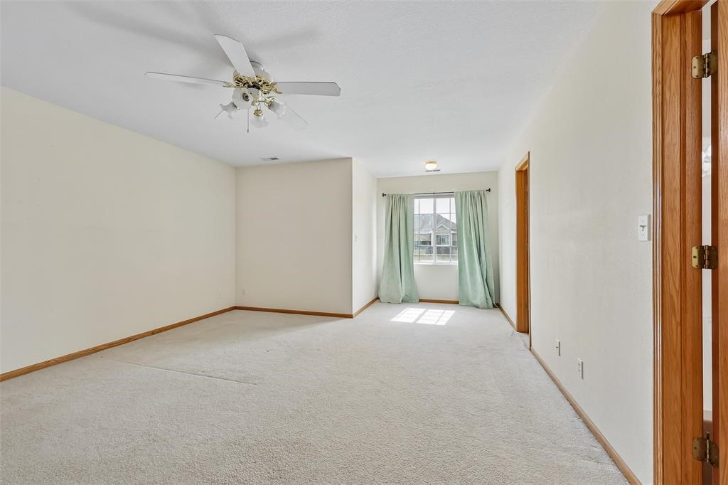 4255 Eisenhower Lane 17 Property Photo 14