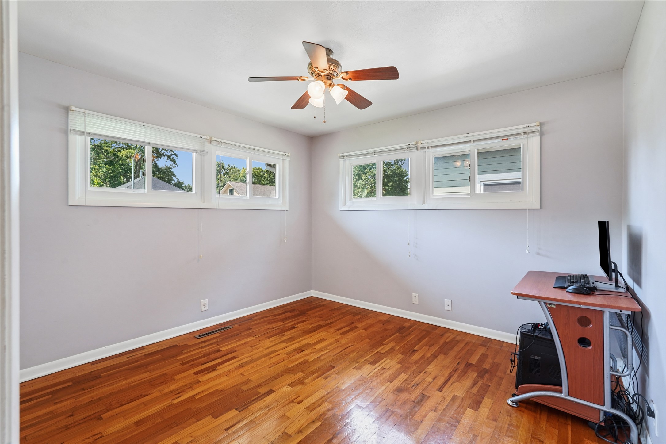 404 Columbus Street Property Photo 10