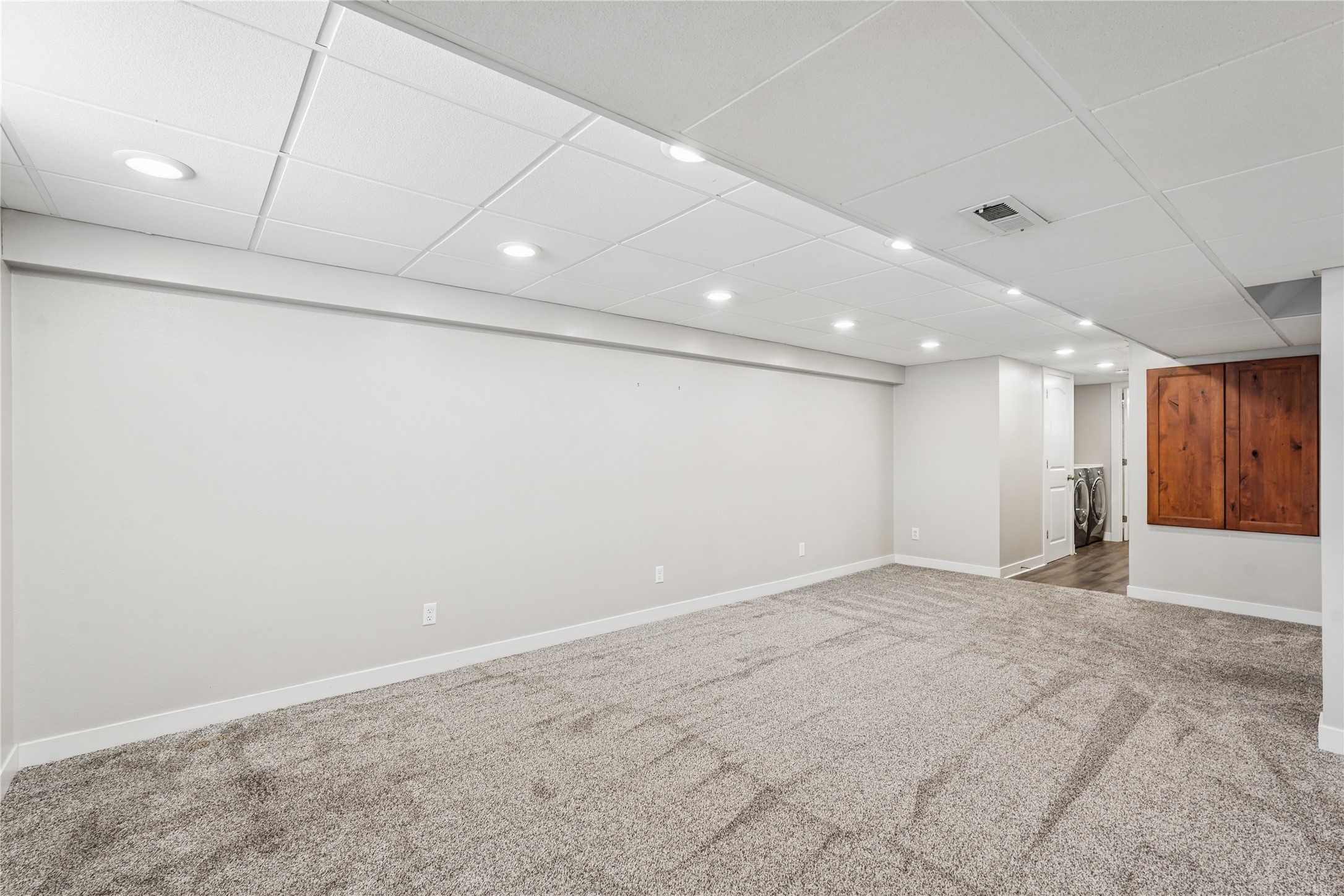 404 Columbus Street Property Photo 16