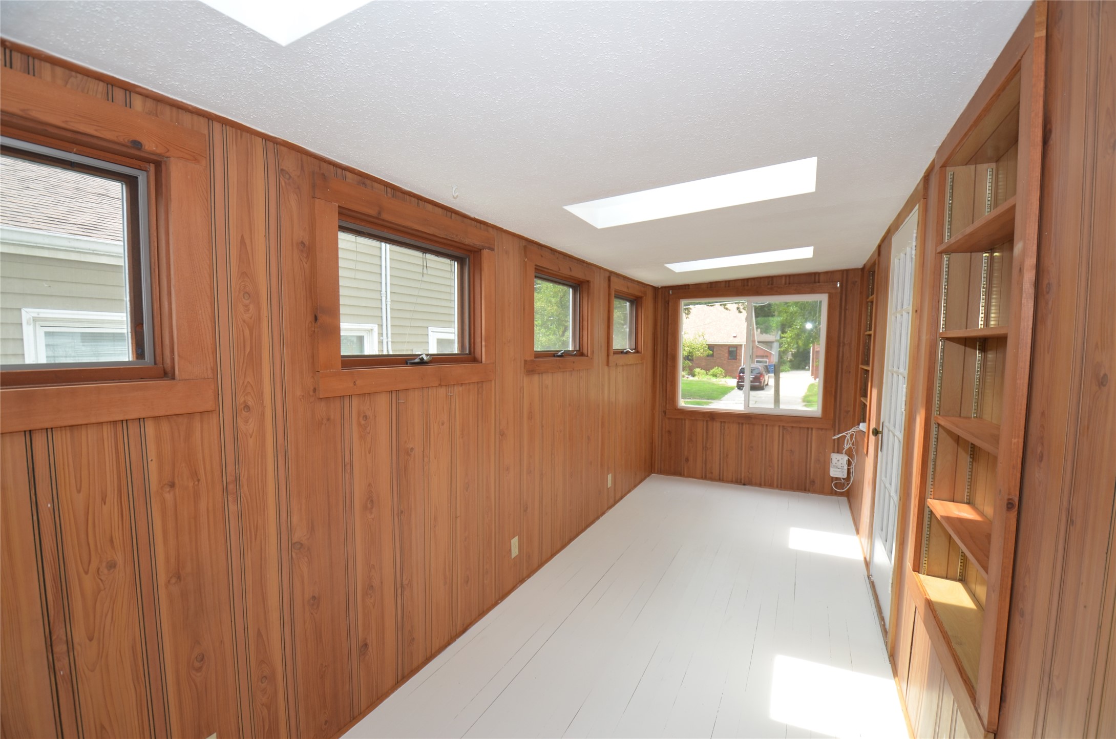 2109 40th Street Property Photo 6