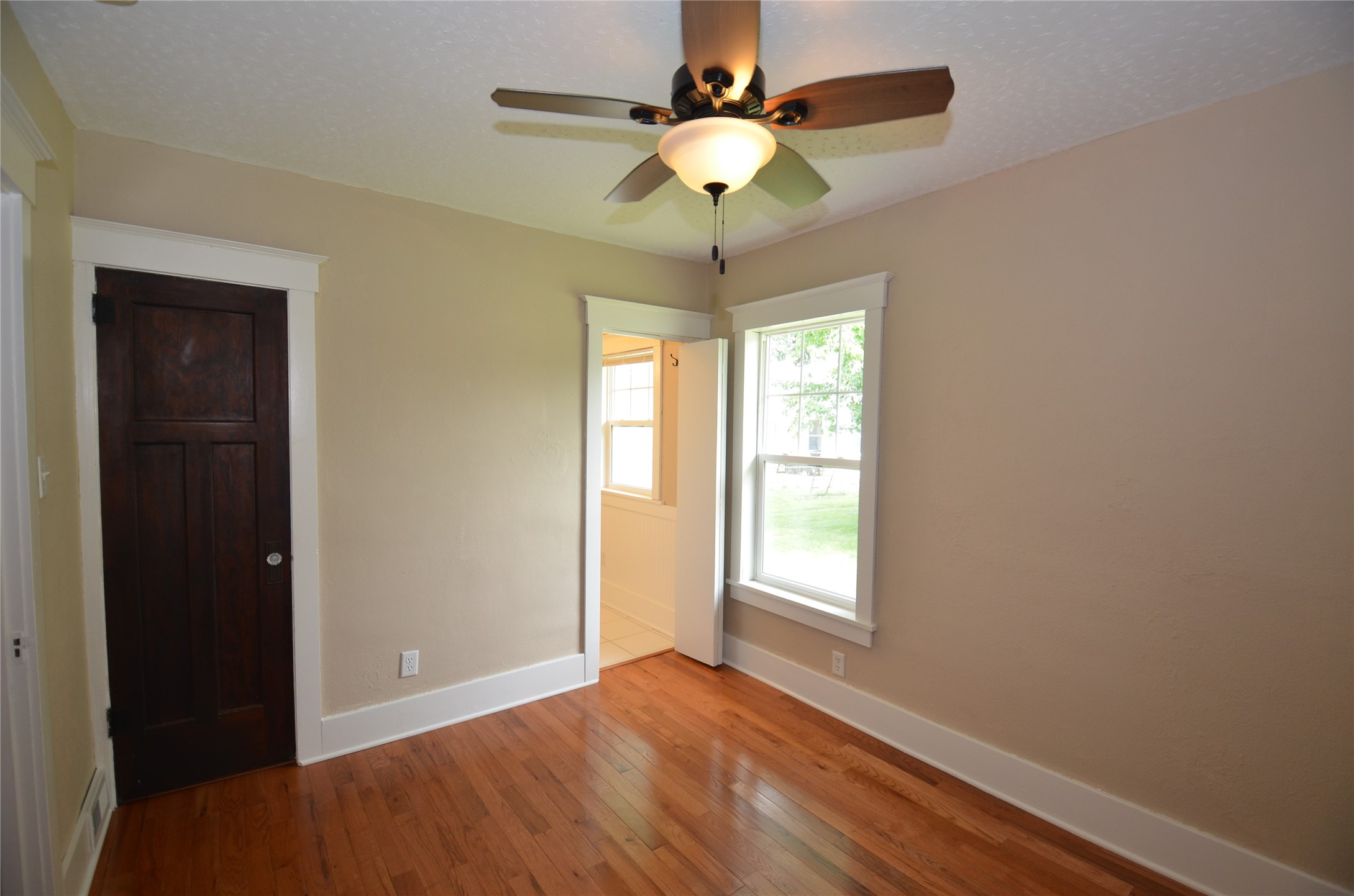2109 40th Street Property Photo 17