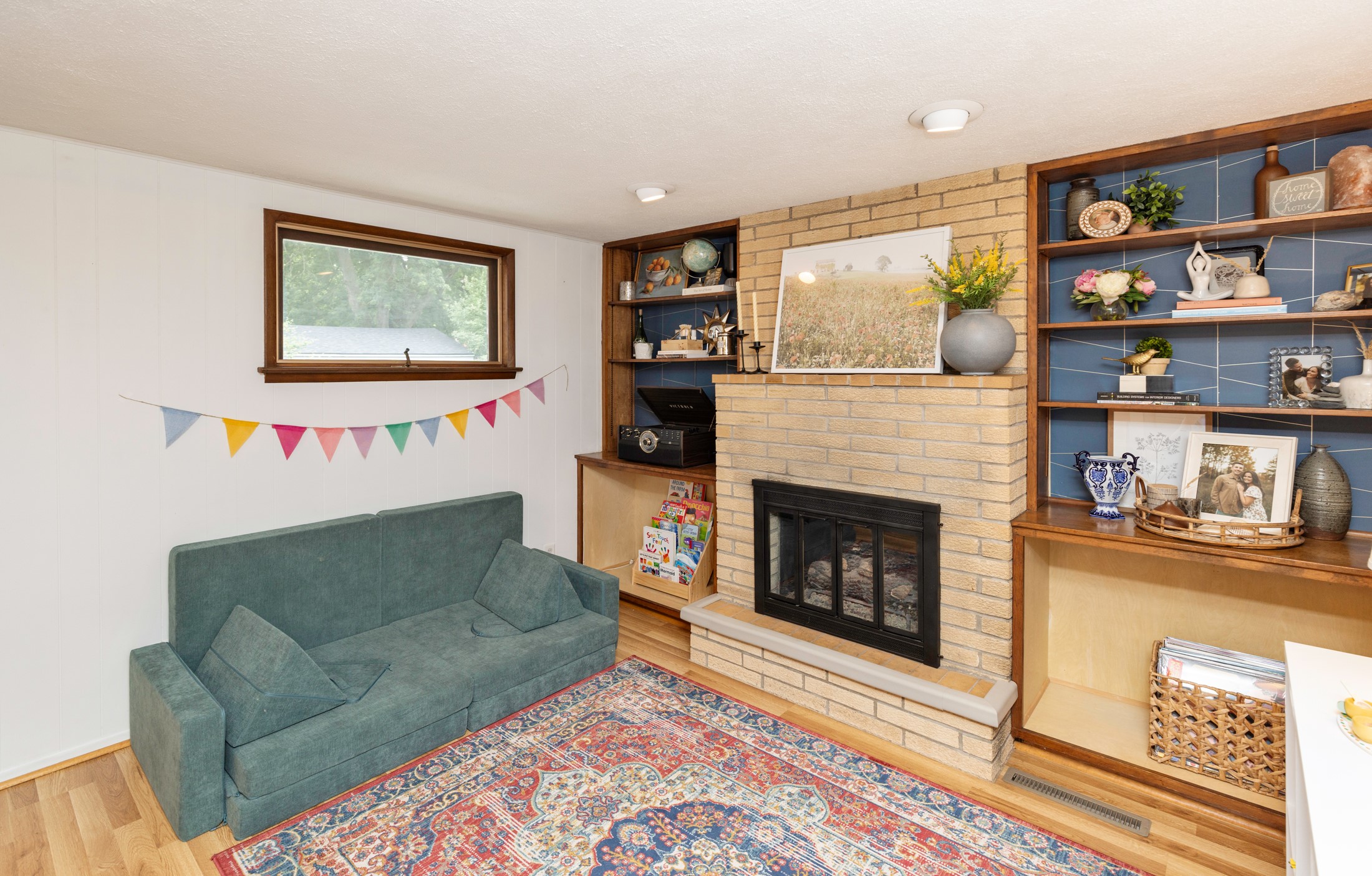 2504 48th Place Property Photo 12