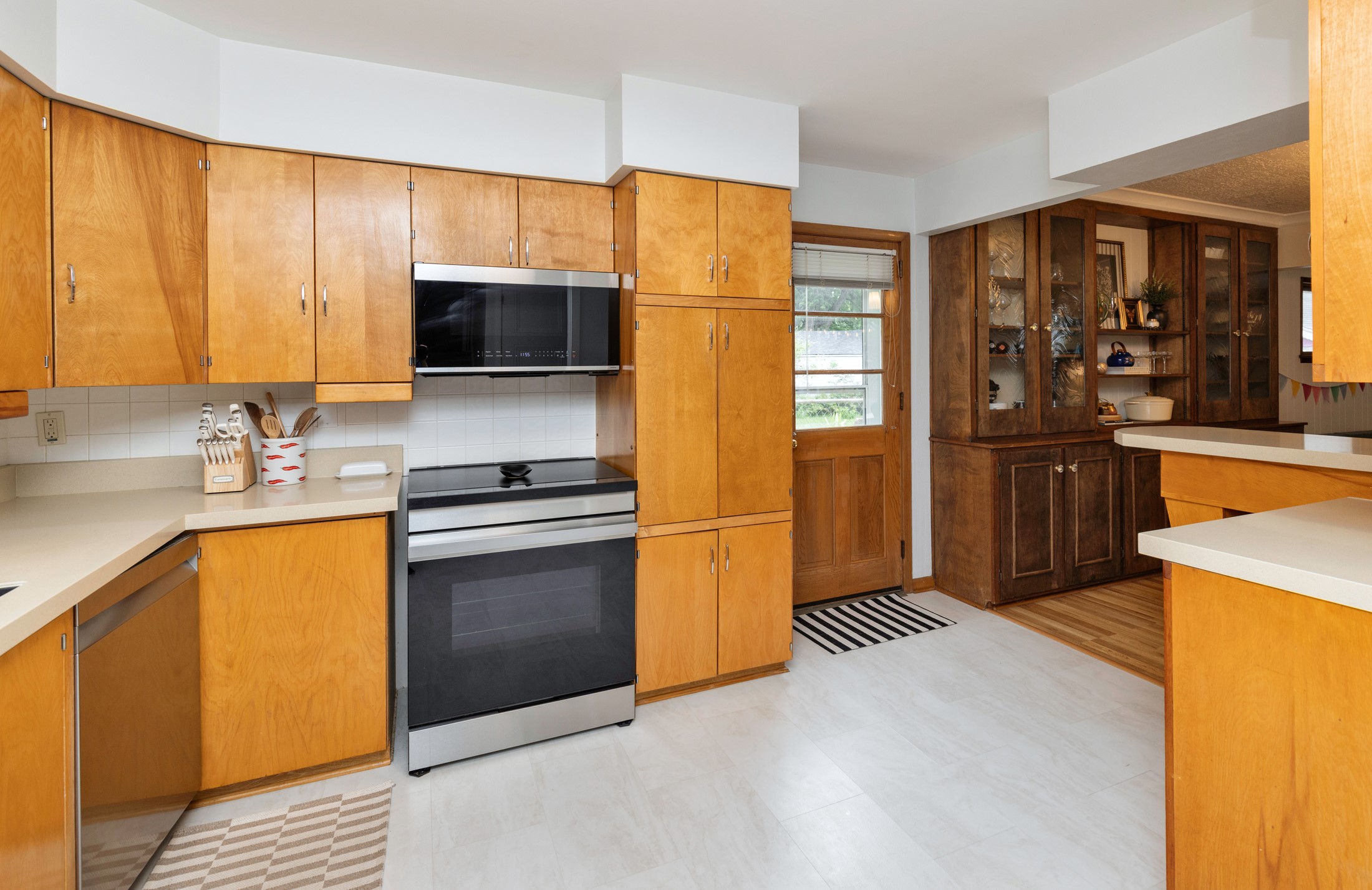2504 48th Place Property Photo 16