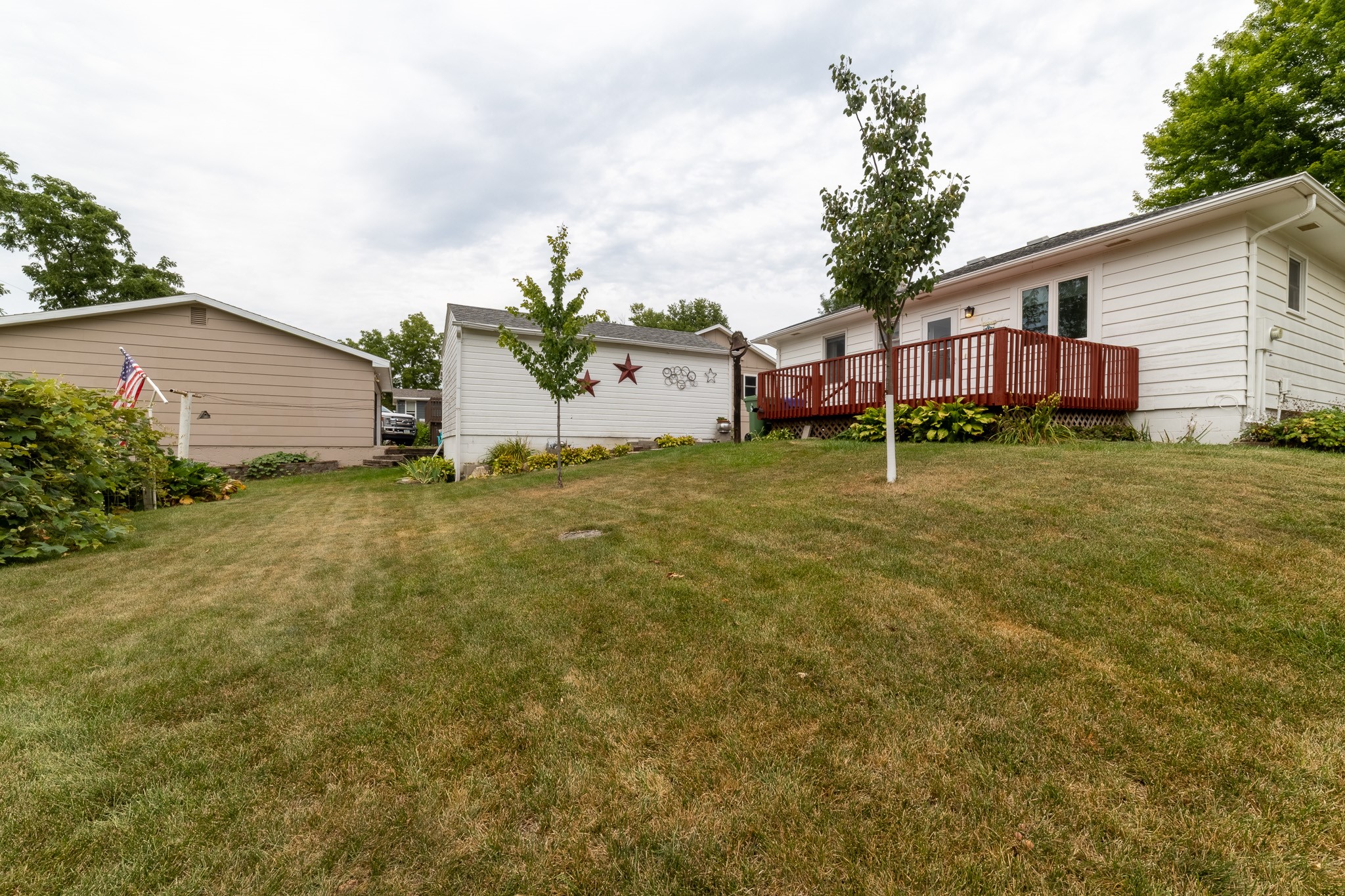 500 S Locust Street Property Photo 4