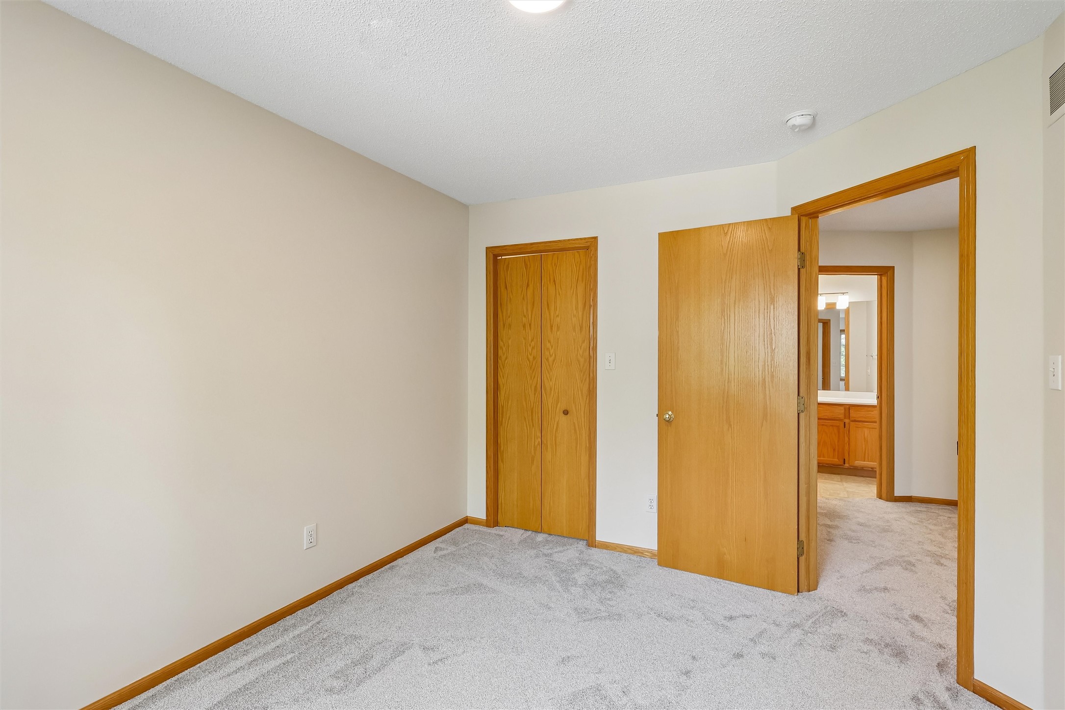 1040 68th Street 5 Property Photo 21