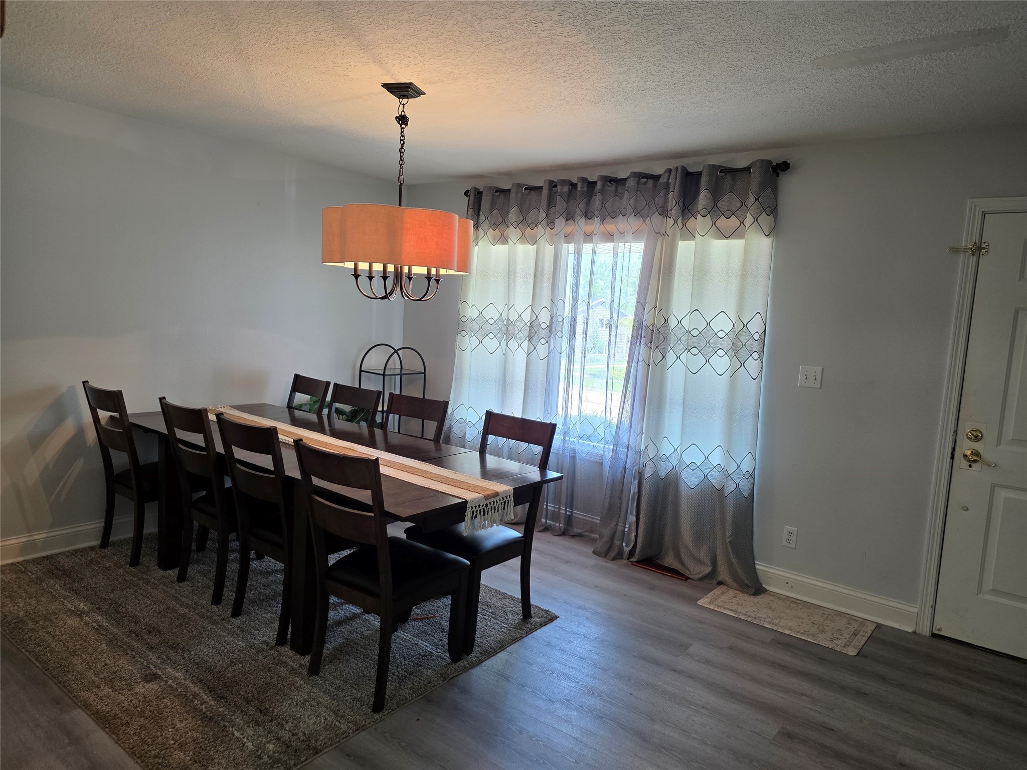 4908 69th Street Property Photo 5