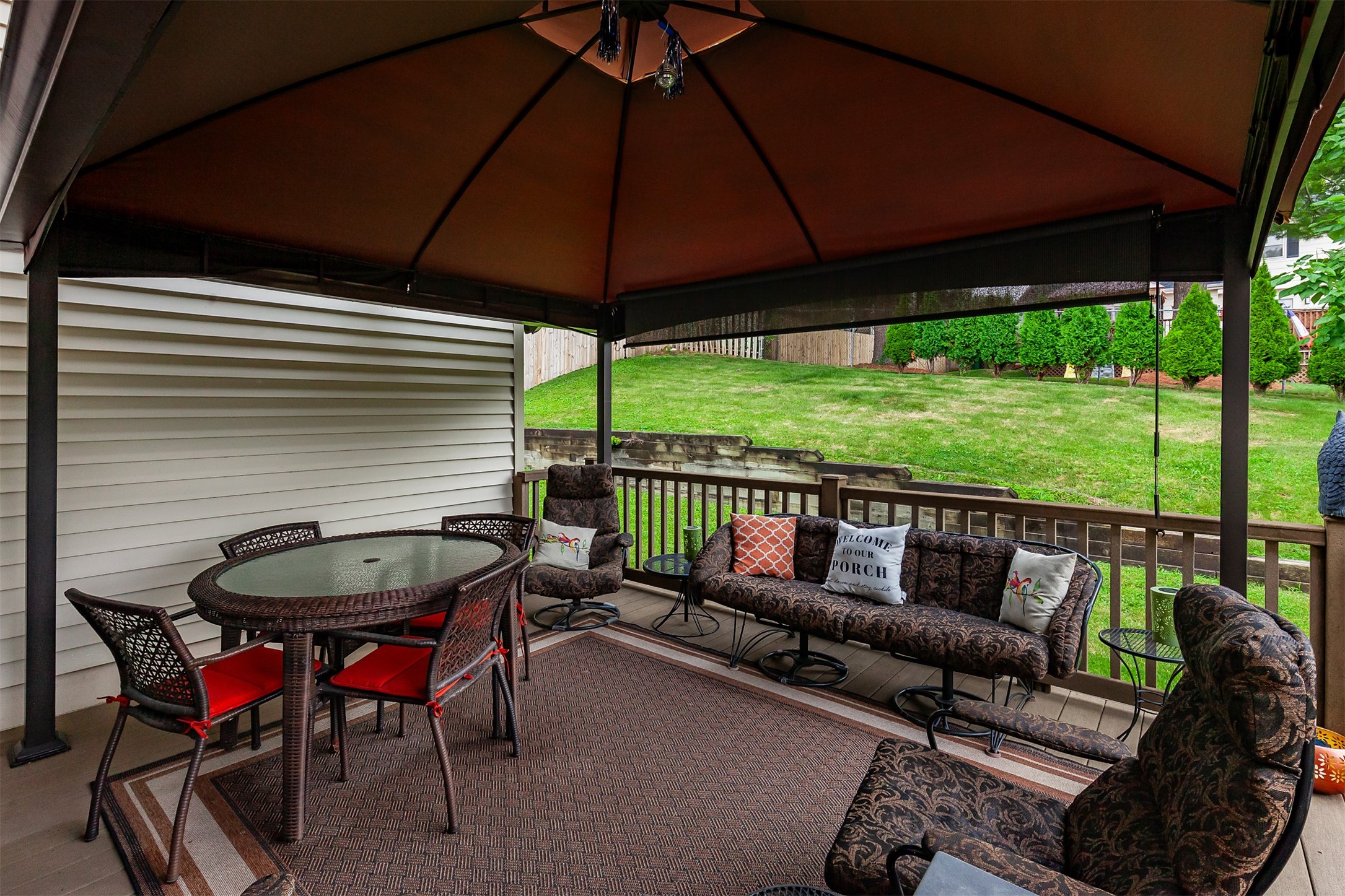 700 46th Place Property Photo 29