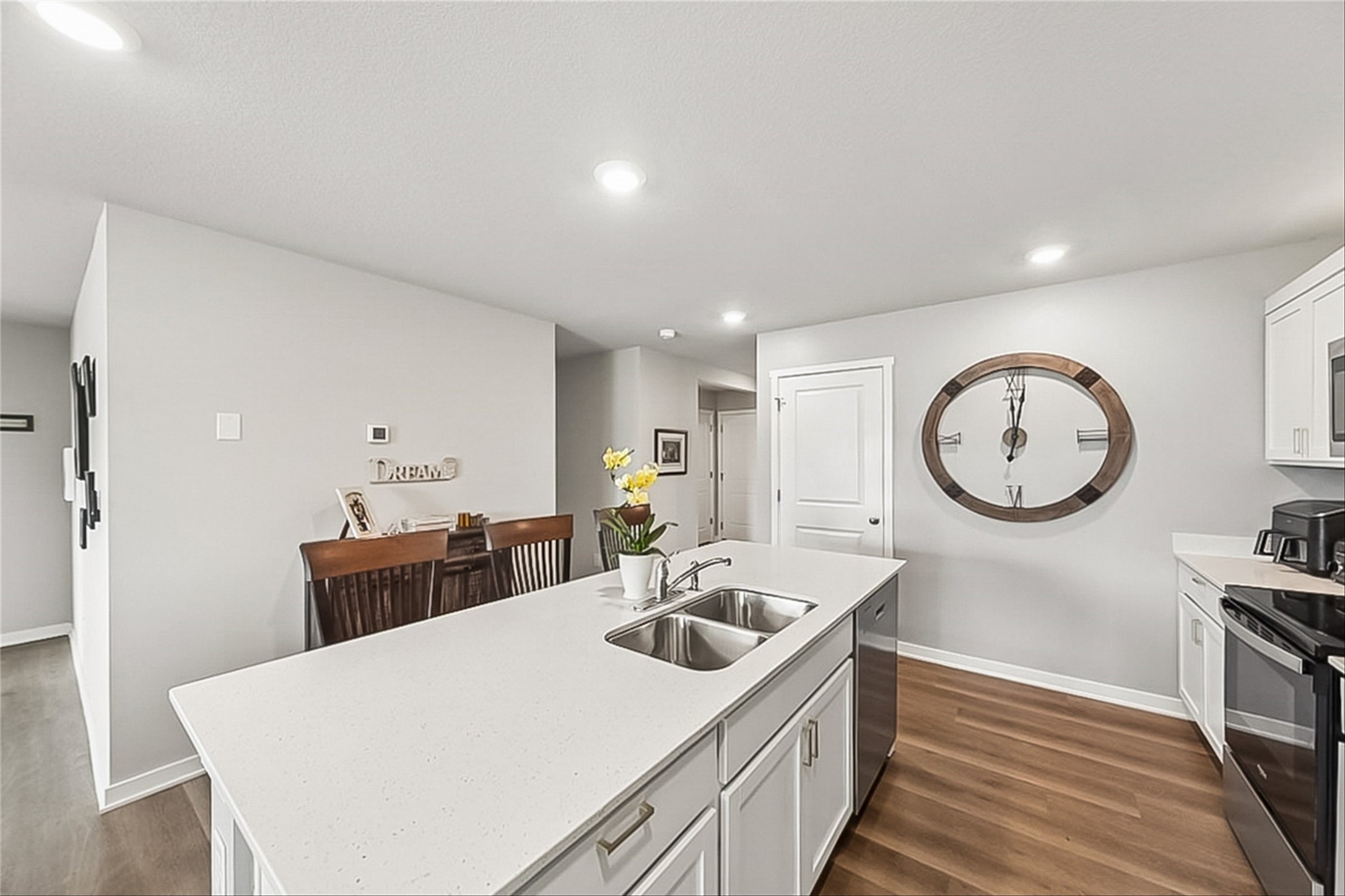 1315 Ne 55th Street Property Photo 5