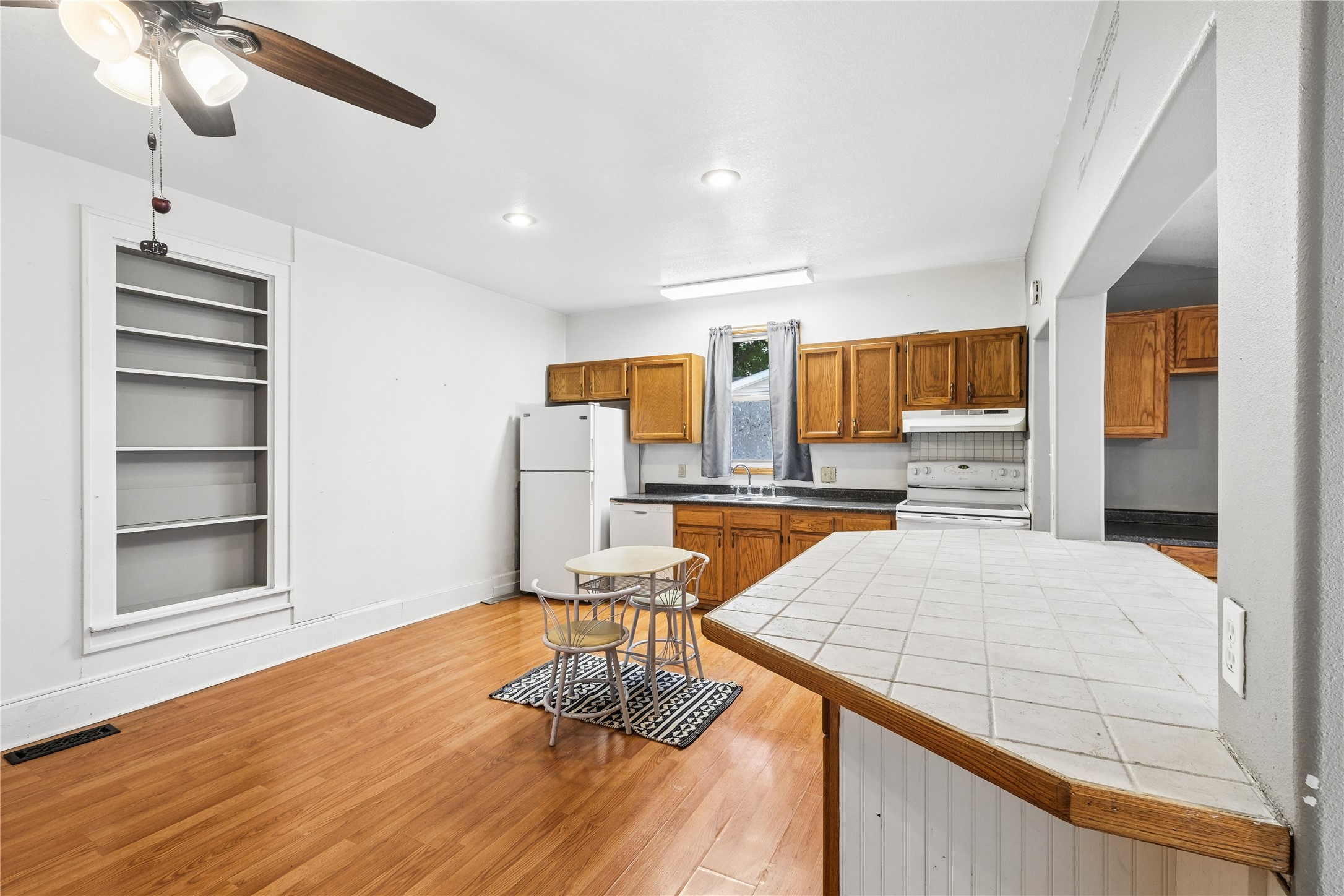 405 S Pine Street Property Photo 14