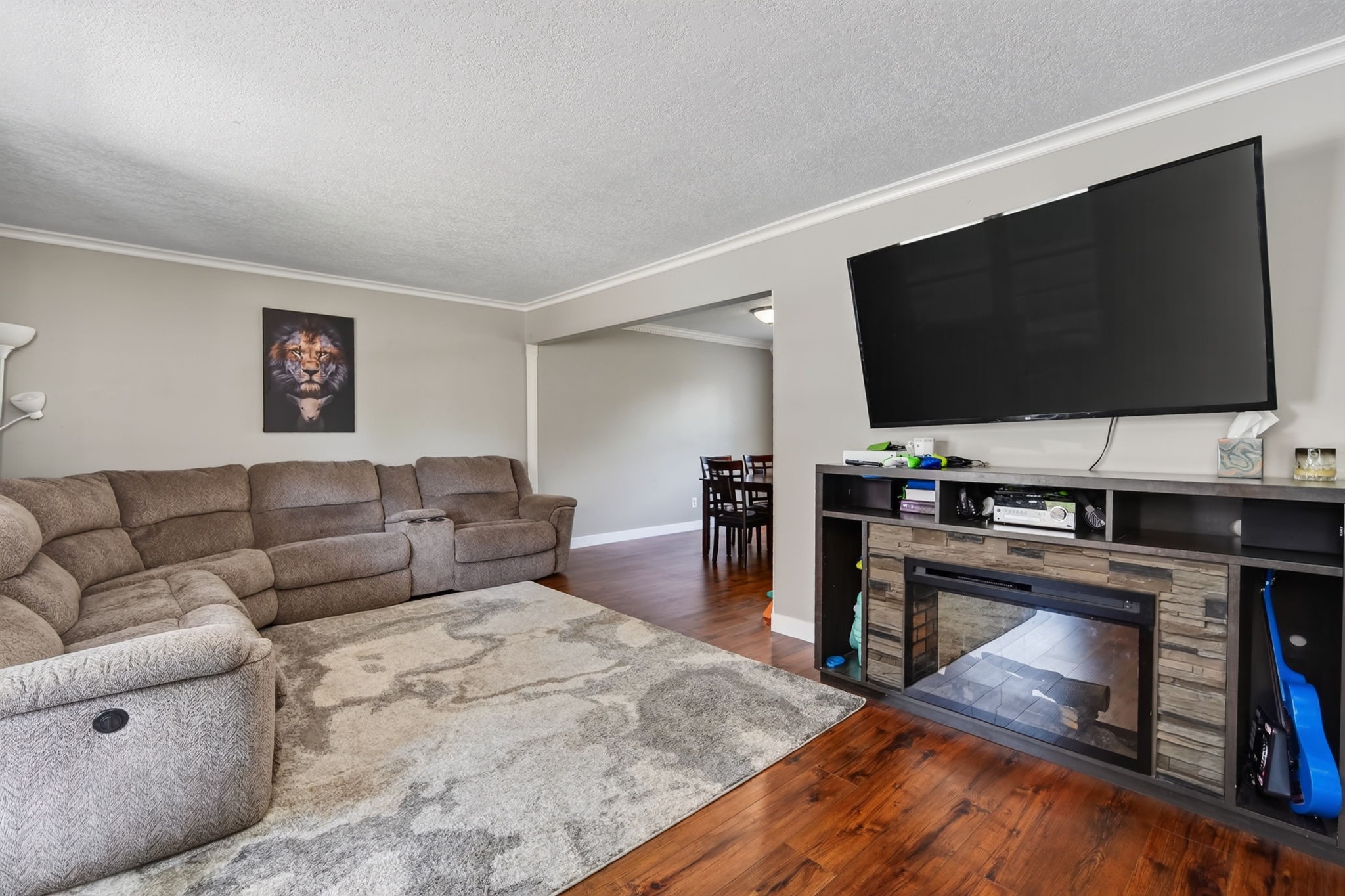 717 41st Street Property Photo 5